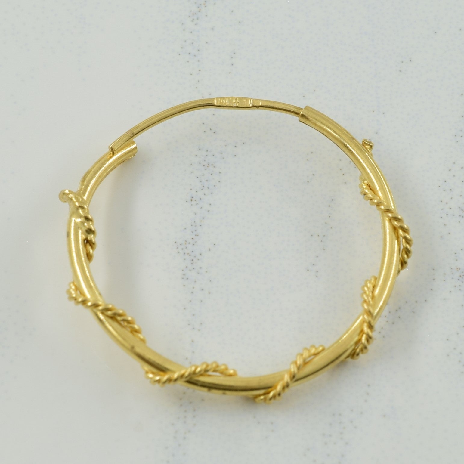 10k Yellow Gold Hoop Earrings |