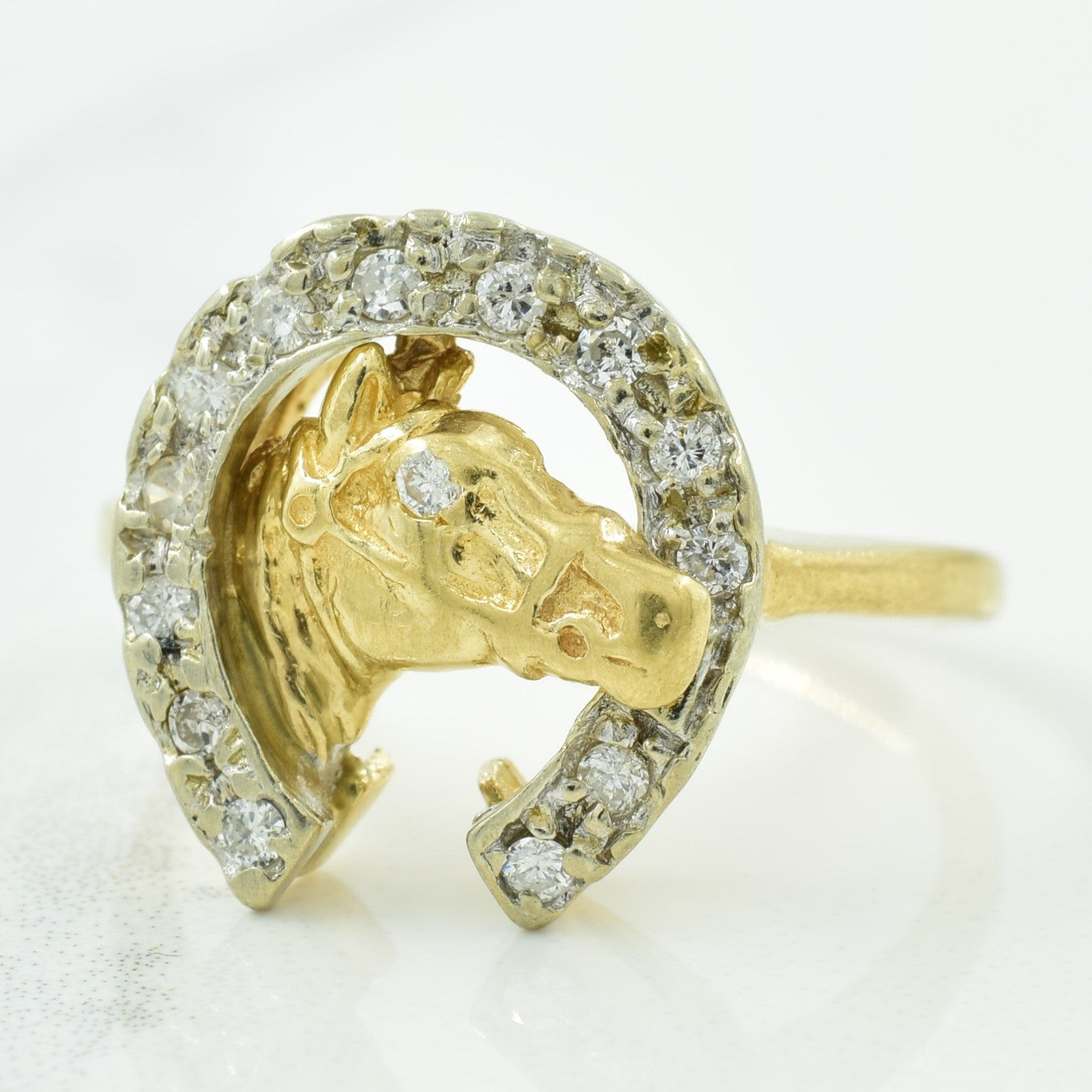 Diamond Horseshoe Ring | 0.15ctw | SZ 6 |
