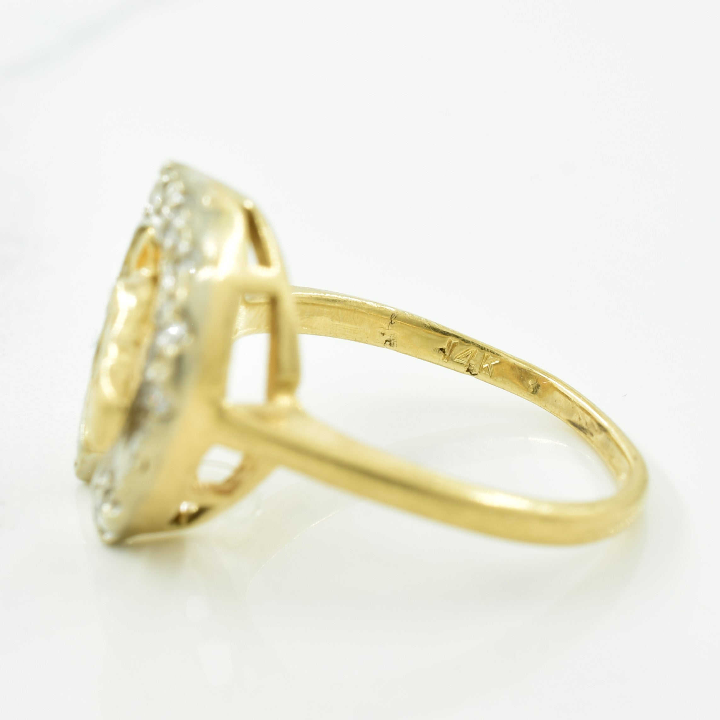 Diamond Horseshoe Ring | 0.15ctw | SZ 6 |