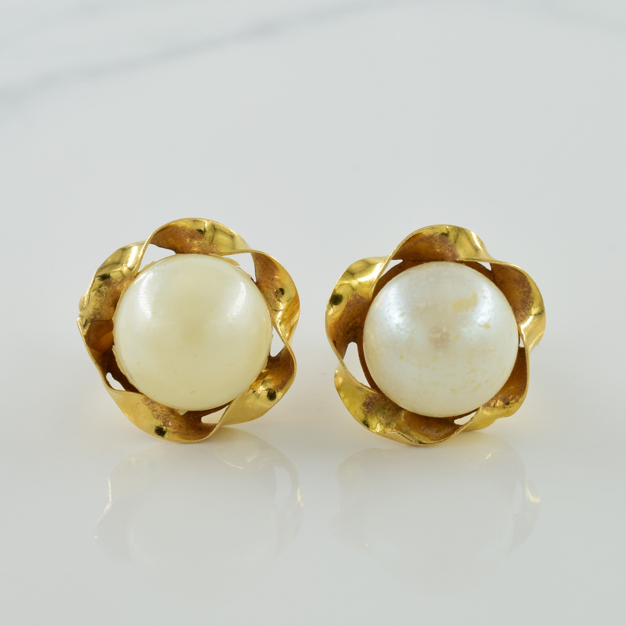 Pearl Screw Back Earrings | 10.20ctw |