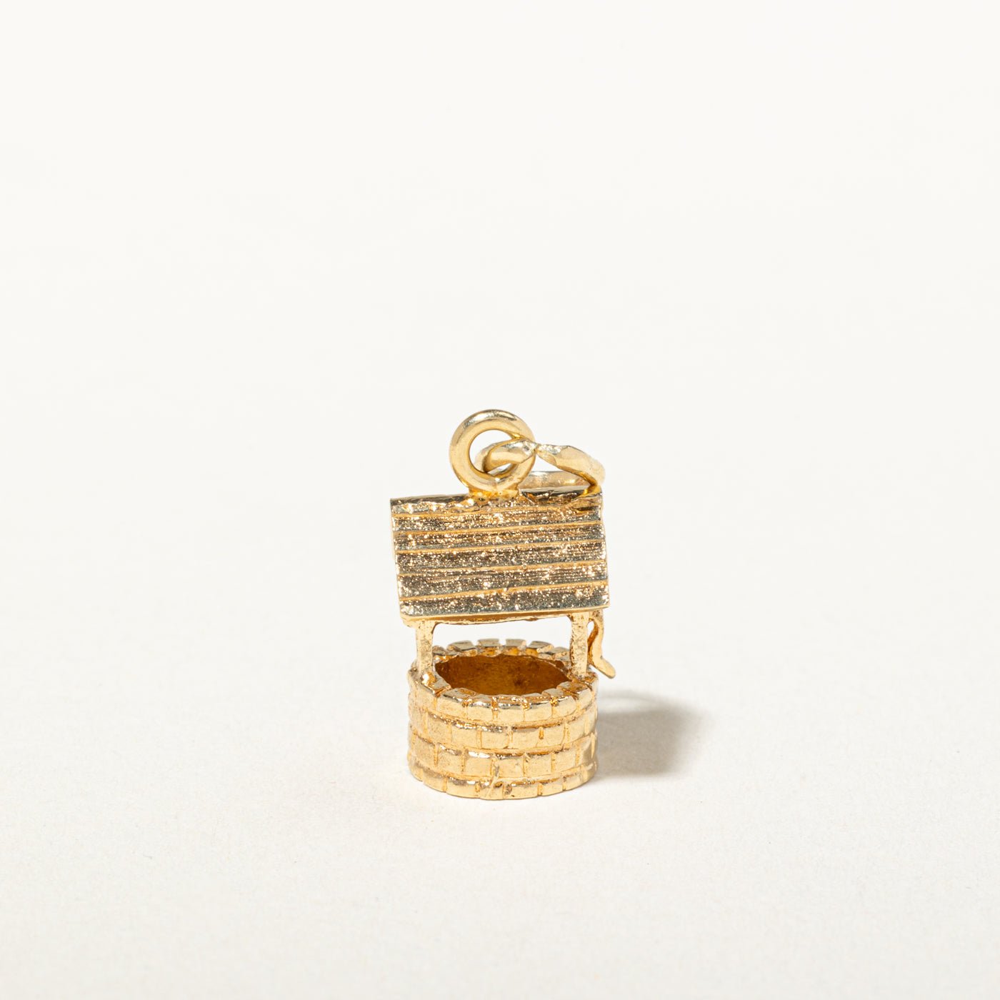 14k Yellow Gold Wishing Well Charm