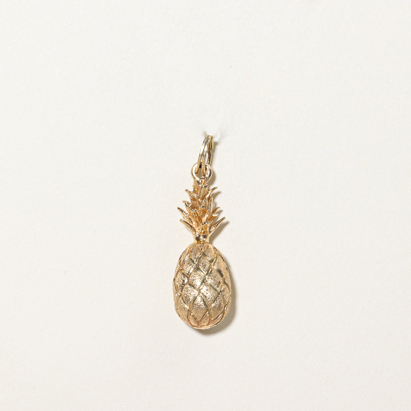 14k Yellow Gold Pineapple Charm |