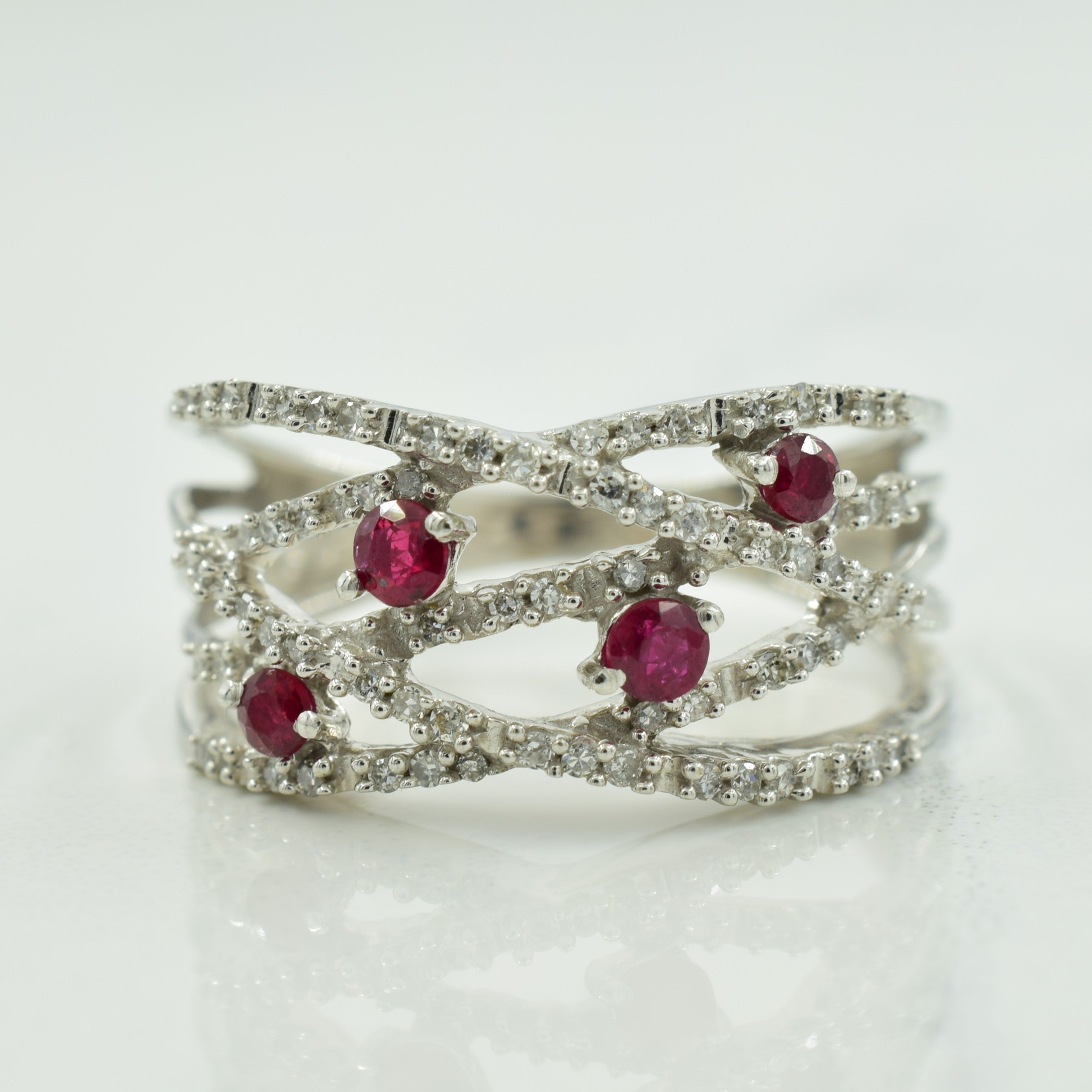 Ruby & Diamond Ring | 0.22ctw, 0.20ctw | SZ 7 |