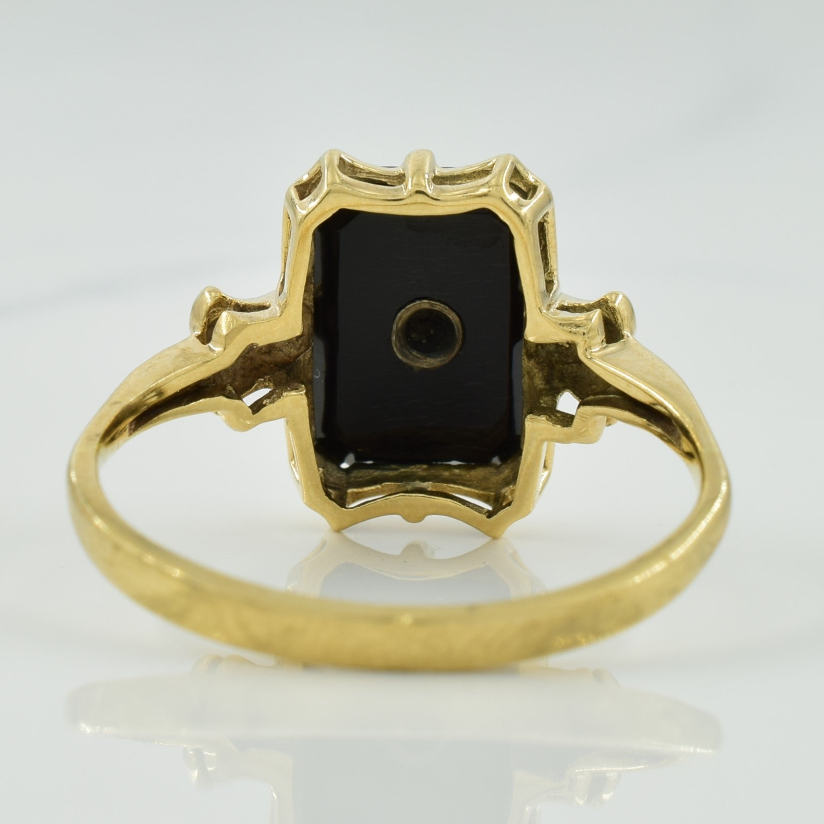 Black Onyx & Diamond Ring | 2.60ct, 0.02ct | SZ 10 |