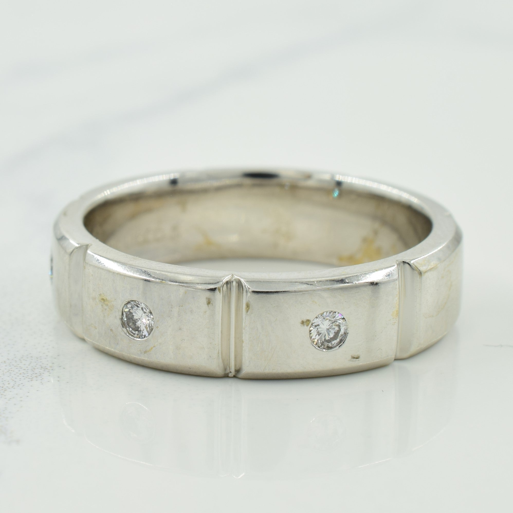 Three Stone Diamond Ring | 0.15ctw | SZ 10 |
