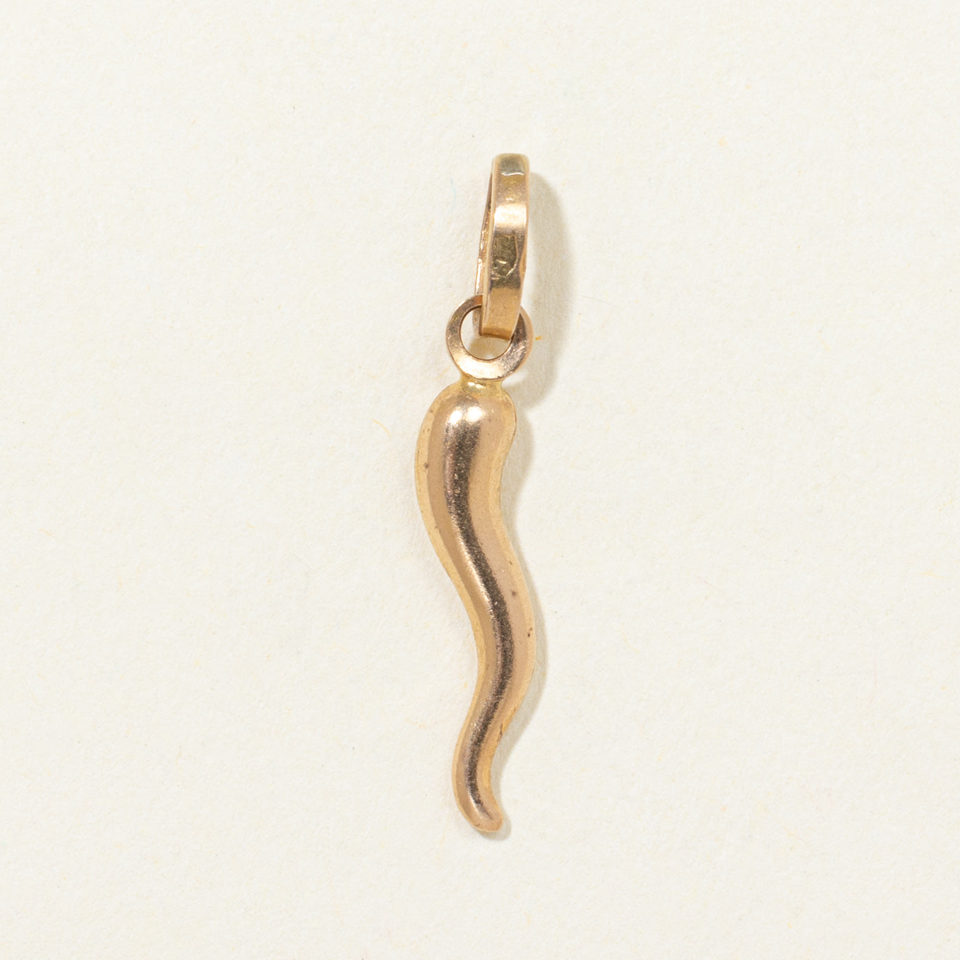 18K Yellow Gold Italian Cornicello Pendant