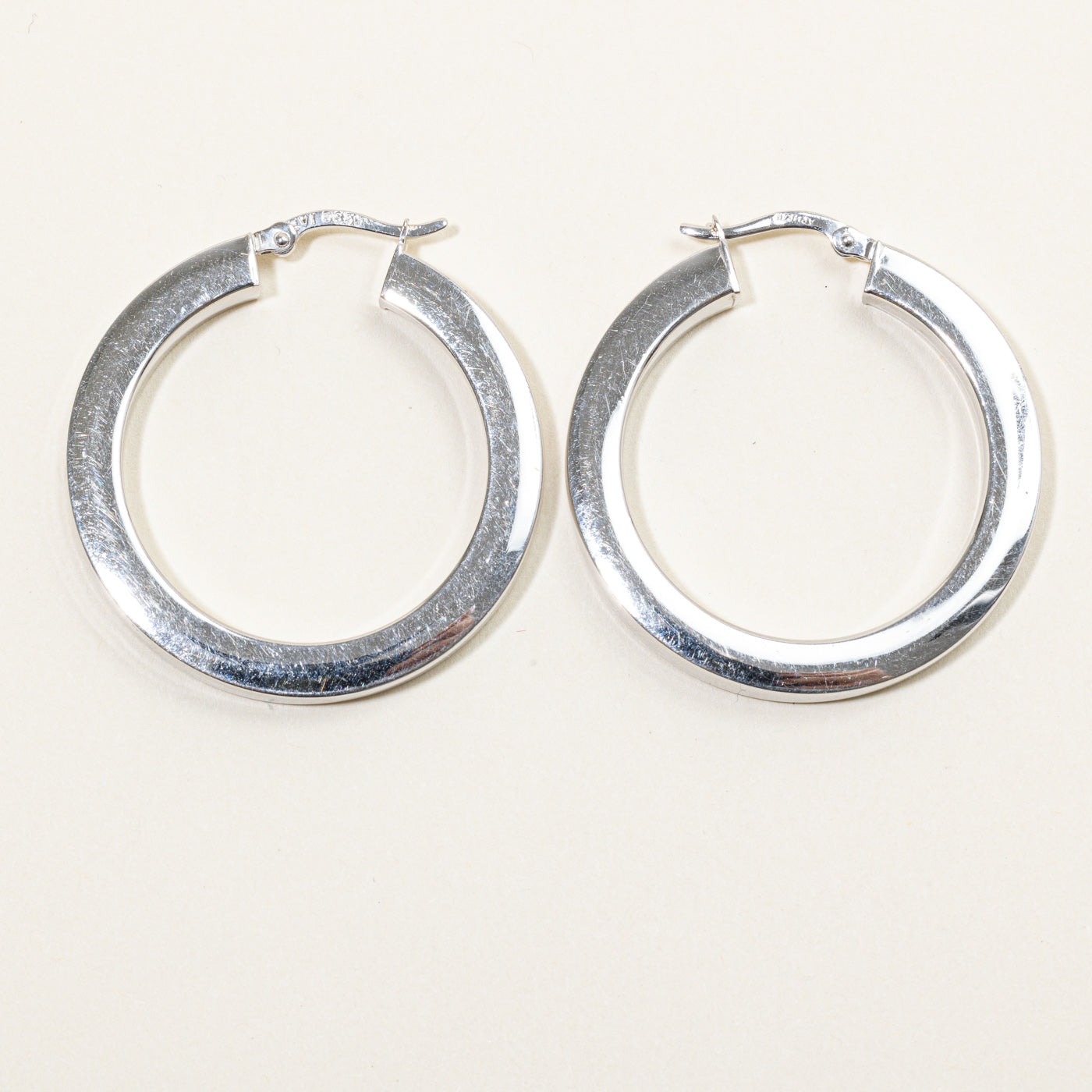 14k White Gold Hoop Earrings