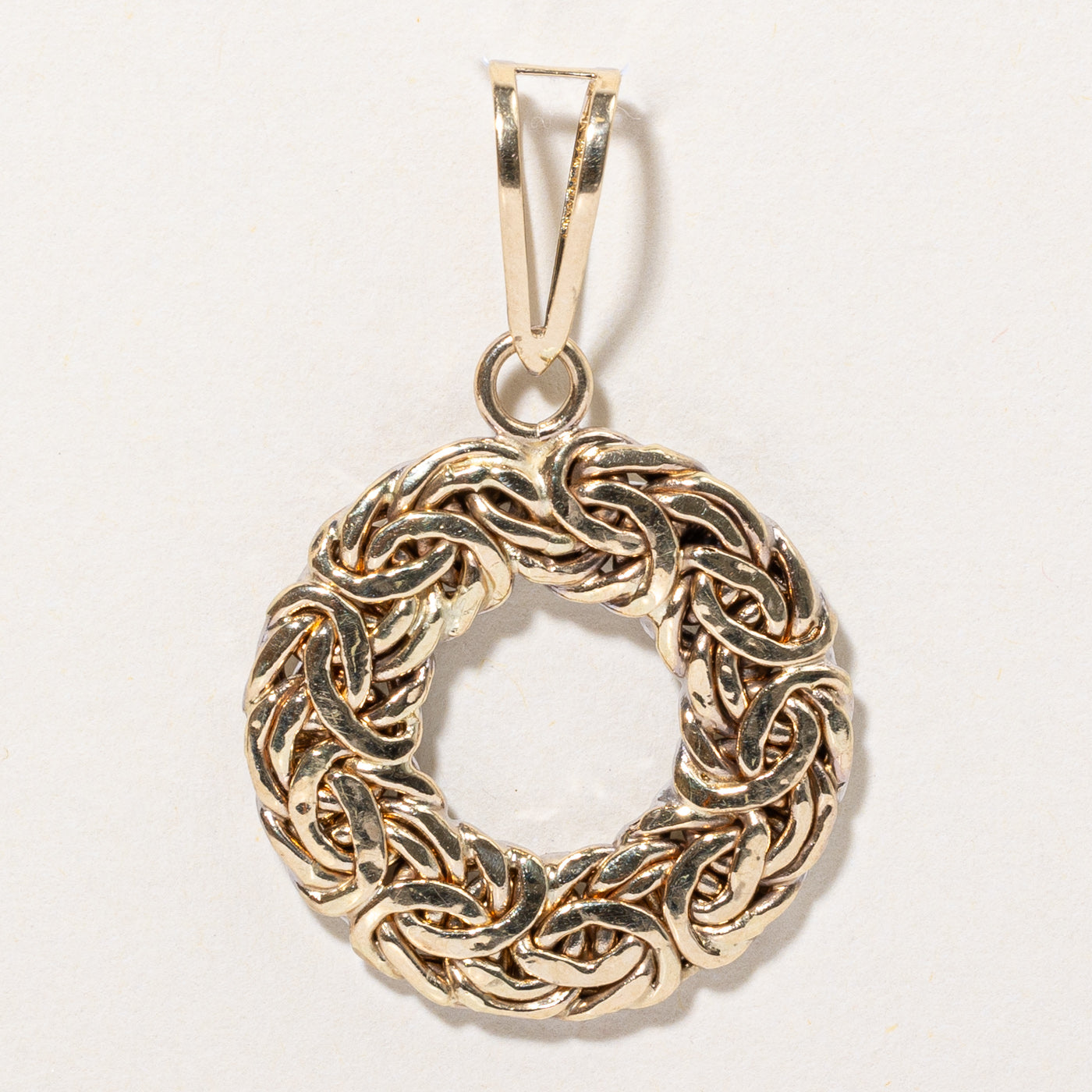 14k Two Tone Gold Wreath Pendant