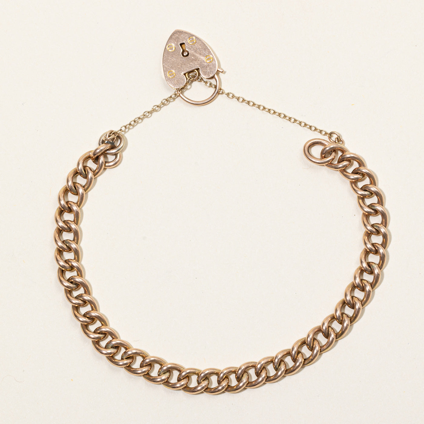 9k Yellow Gold Heart Closure Bracelet | 6