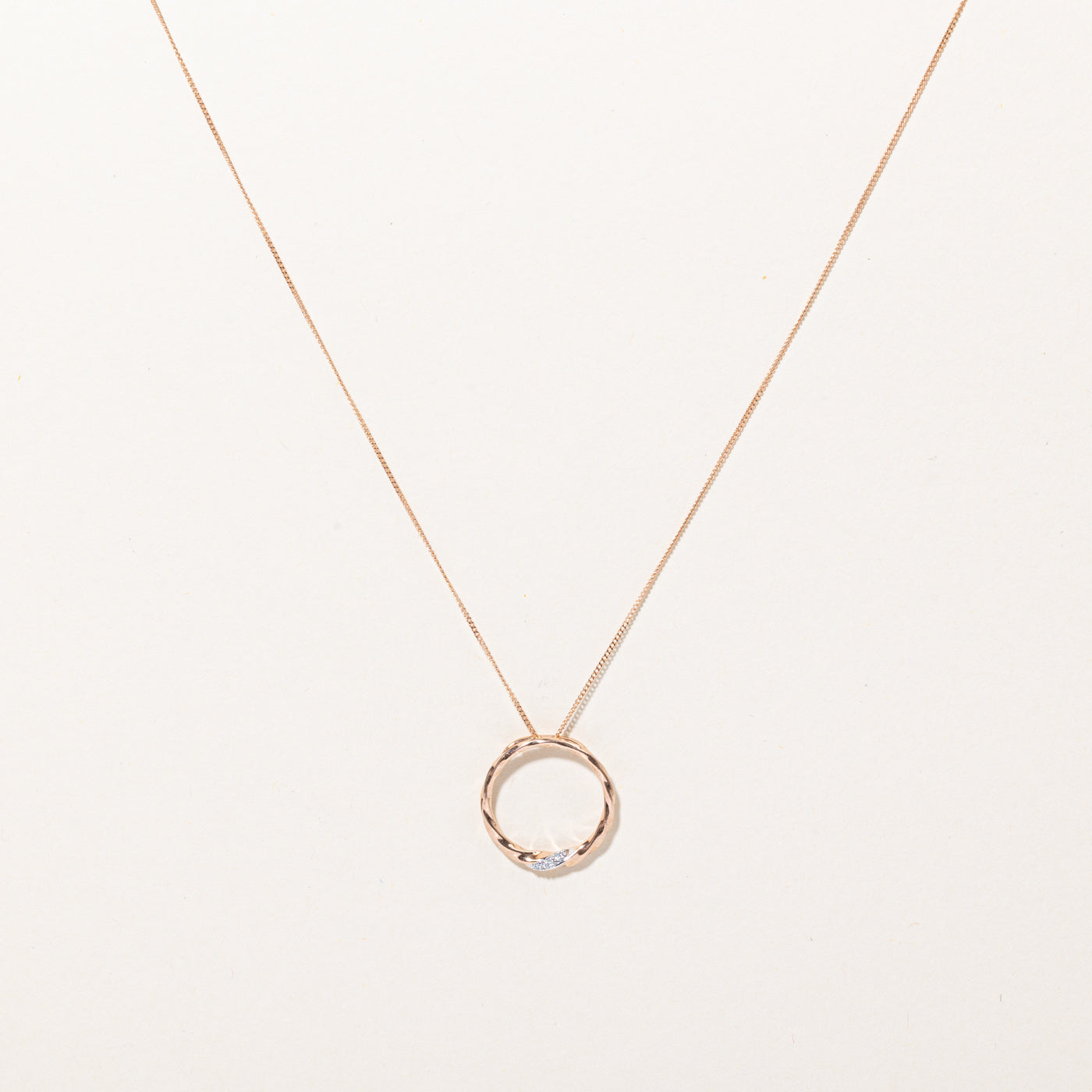 10k Rose Gold Diamond Circle Pendant Necklace | 22" |