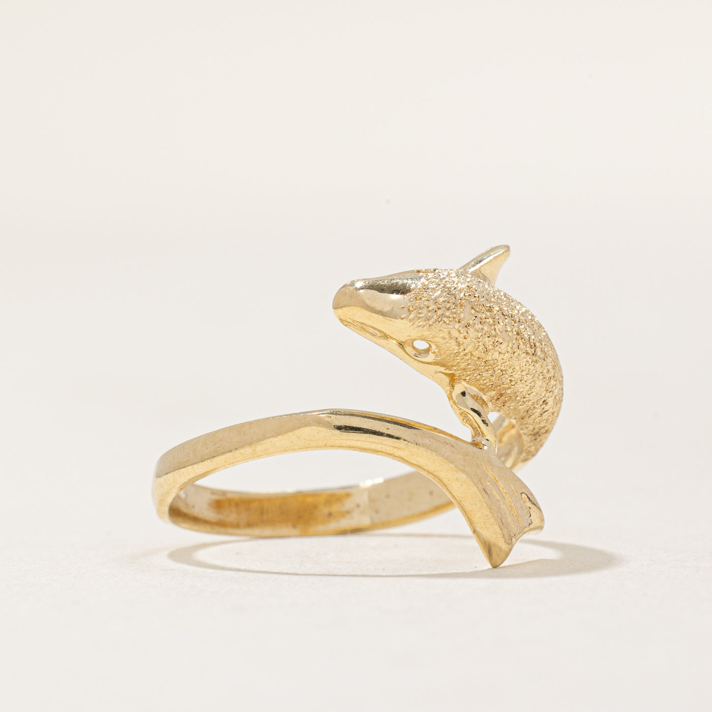 14k Yellow Gold Dolphin Ring | SZ 7.5 |