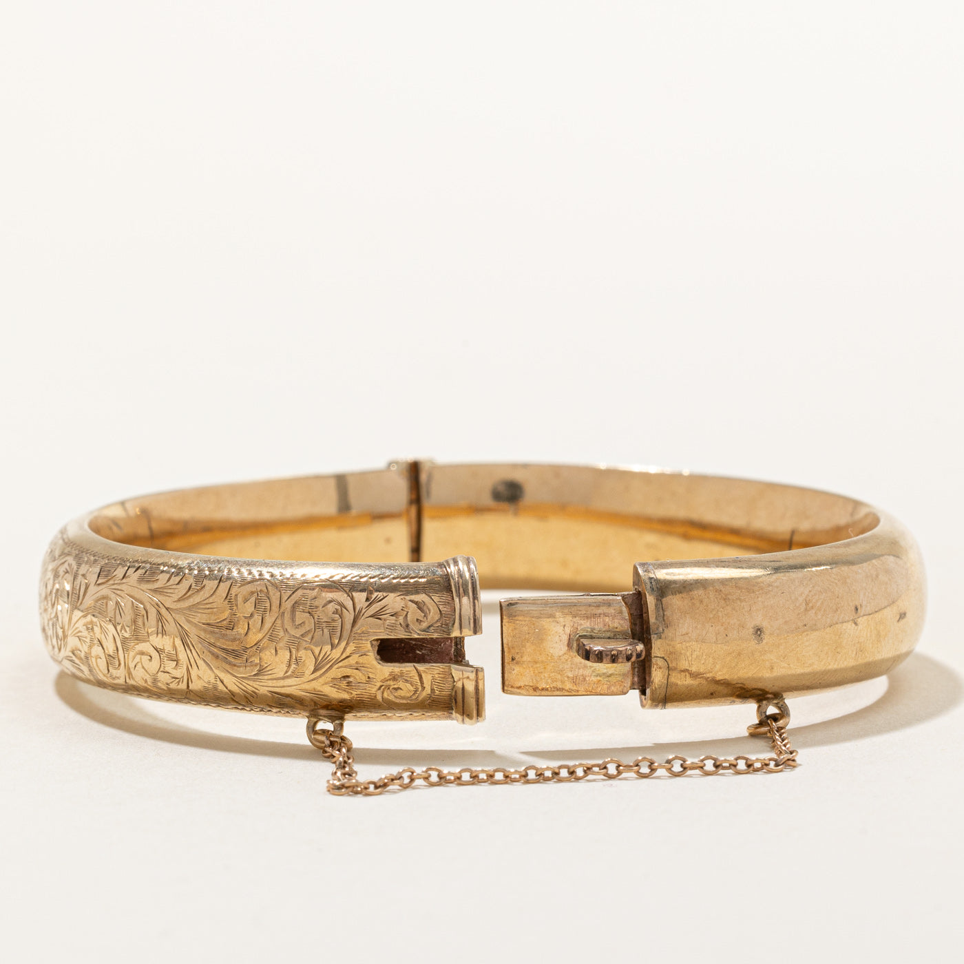 Birks' England 9k Yellow Gold Bangle | 6.5" |