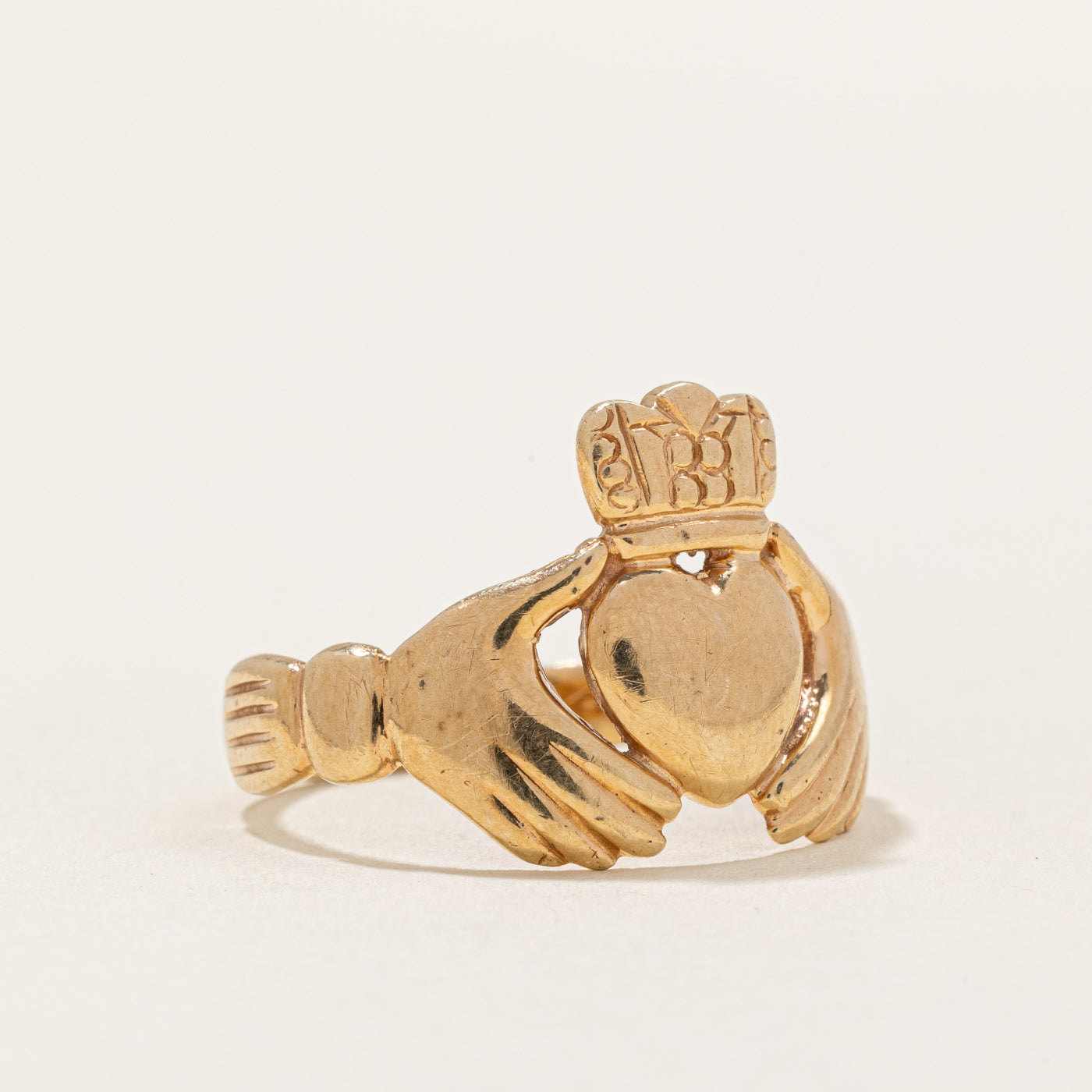 10k Yellow Gold Claddagh Ring | SZ 9.5 |