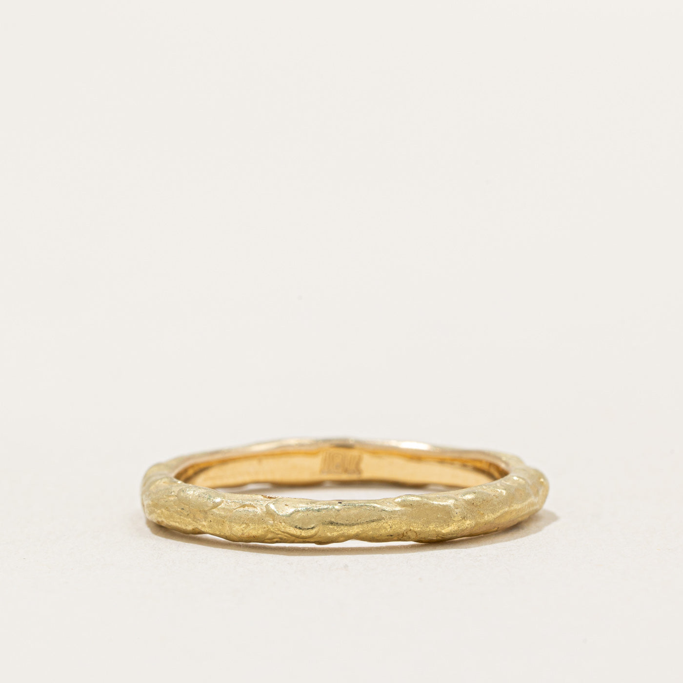 18k Yellow Gold Textured Ring | SZ 6.75 |