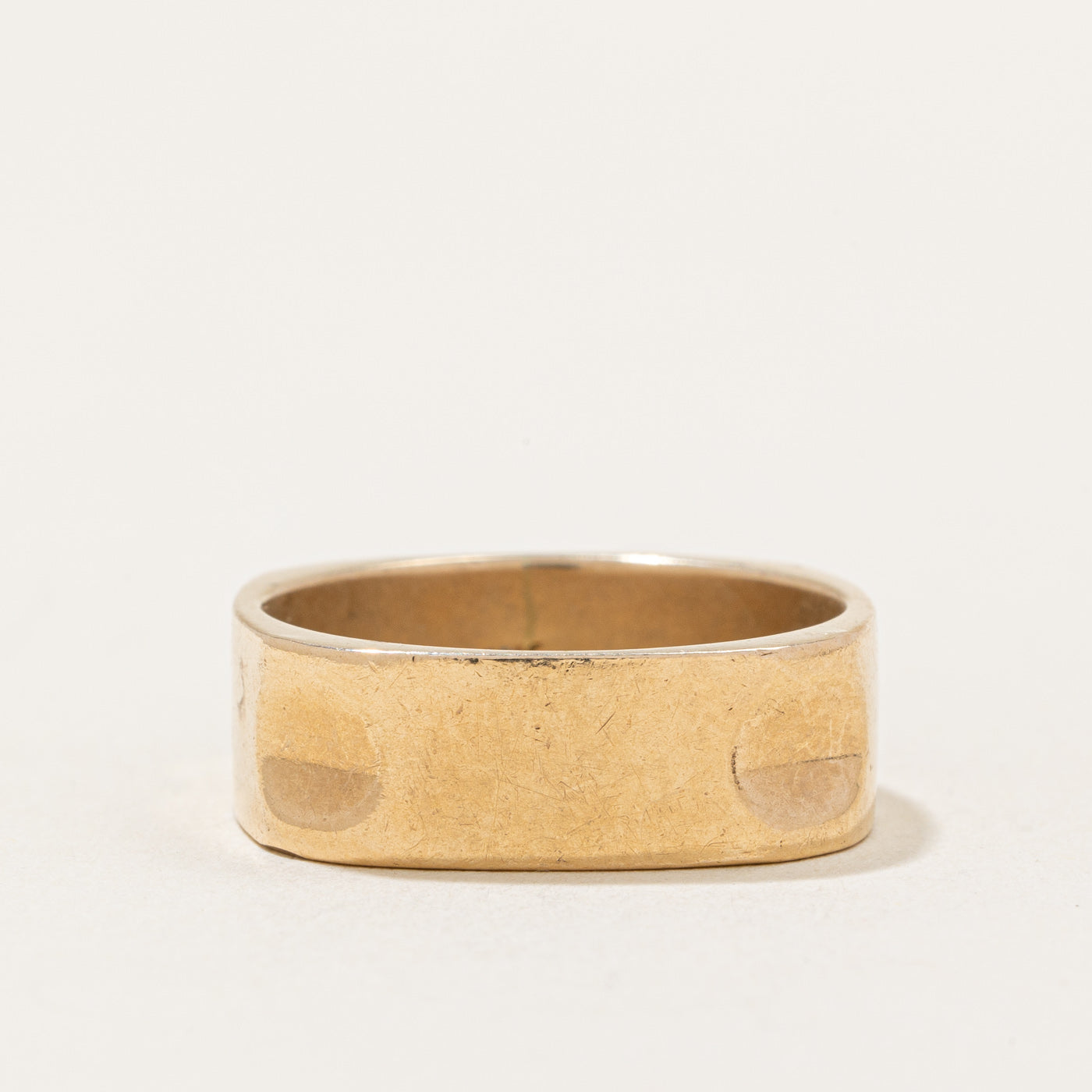 14k Yellow Gold Soft Square Band | SZ 7.5 |
