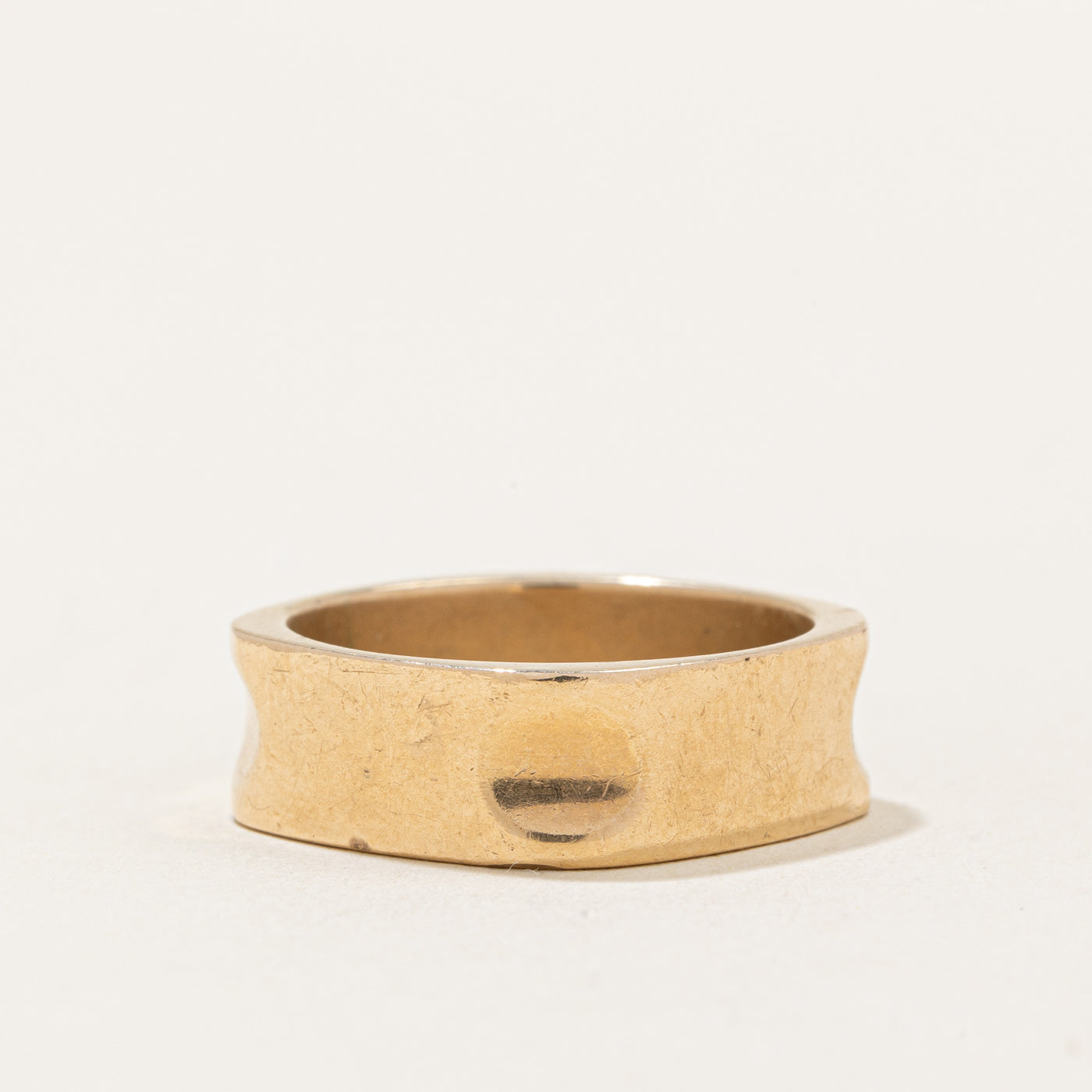 14k Yellow Gold Soft Square Band | SZ 7.5 |