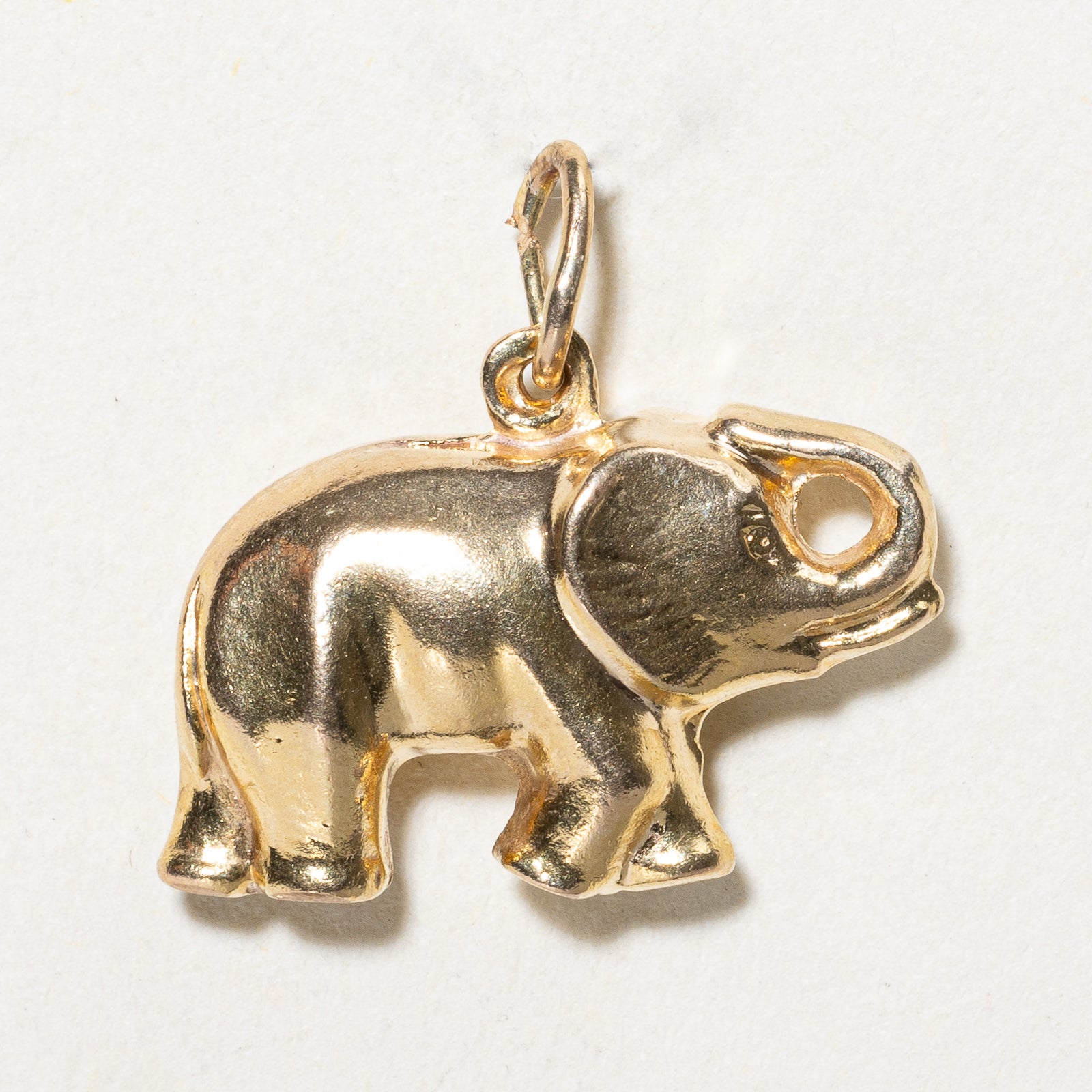 Breloque éléphant en or jaune 10 carats | 