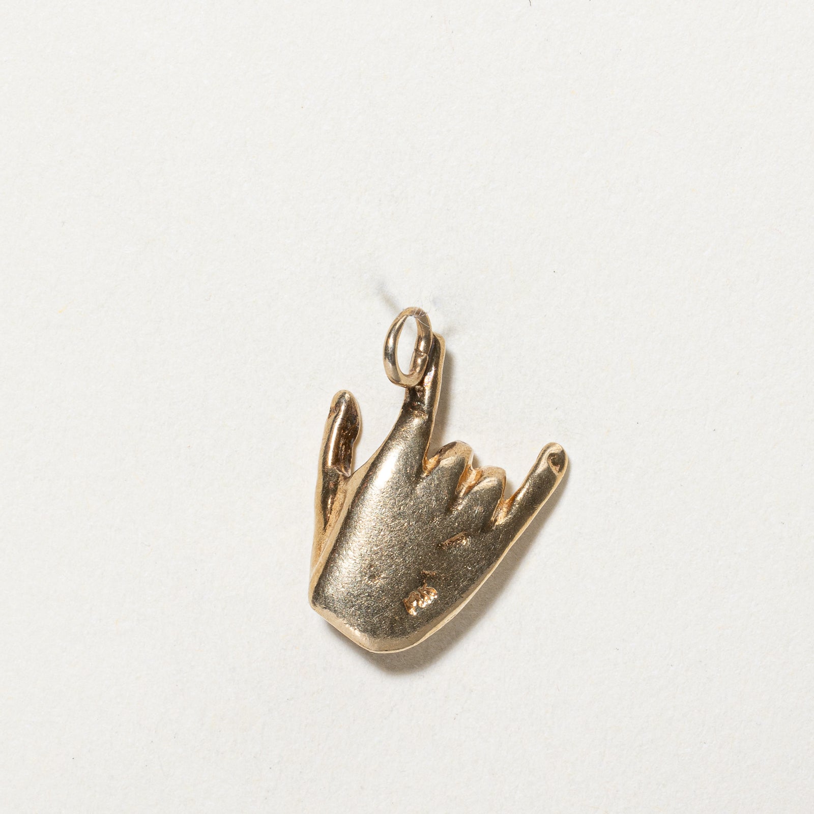 14k Yellow Gold Sign of The Horns Charm |