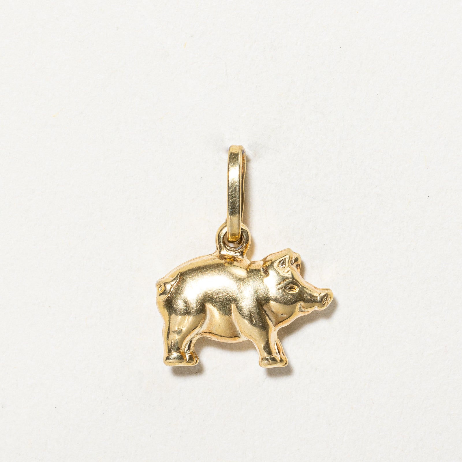 18k Yellow Gold Pig Charm |