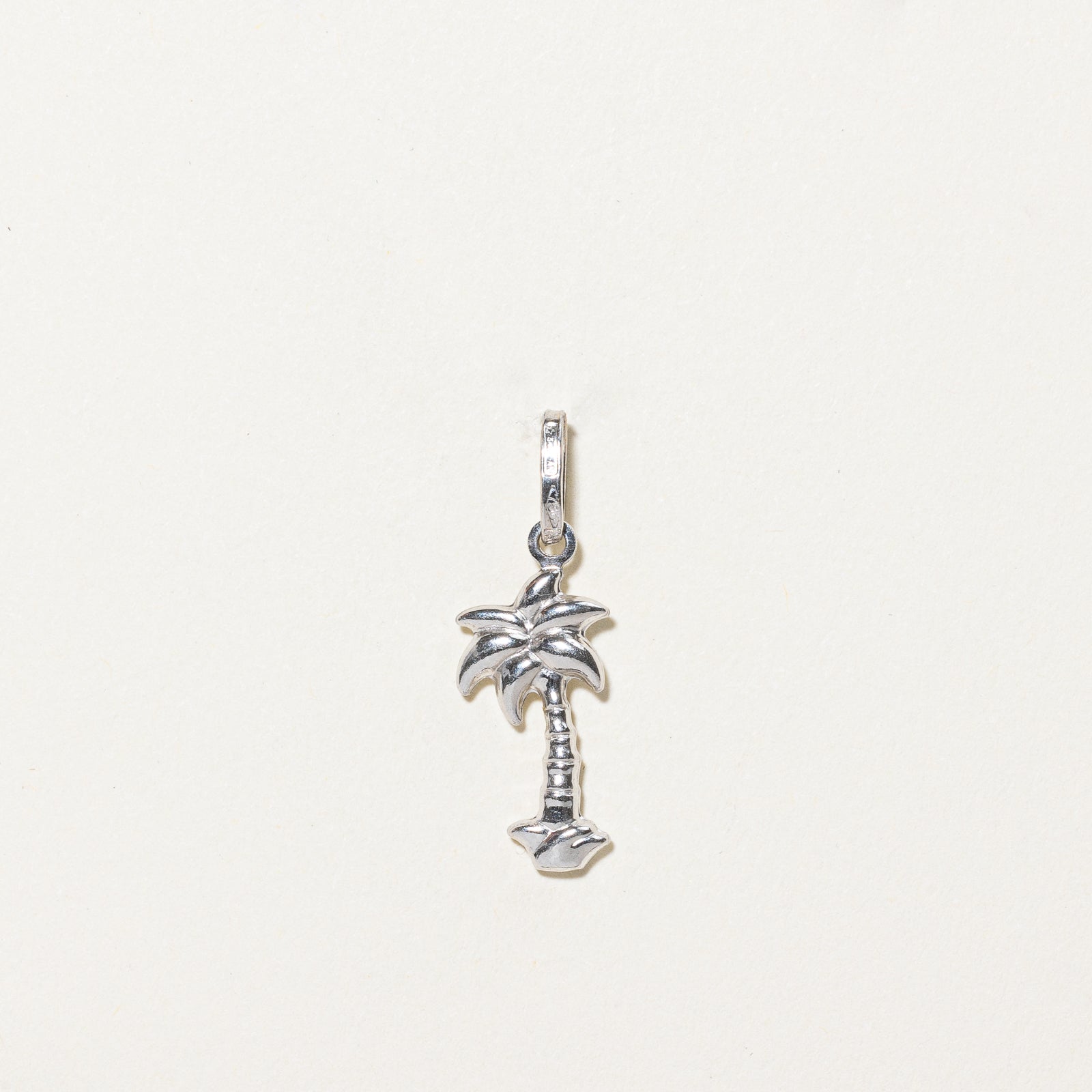 18k White Gold Palm Tree Charm |