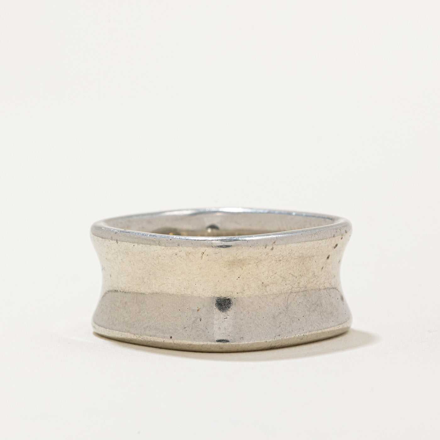 19k White Gold Soft Square Ring | SZ 9 |