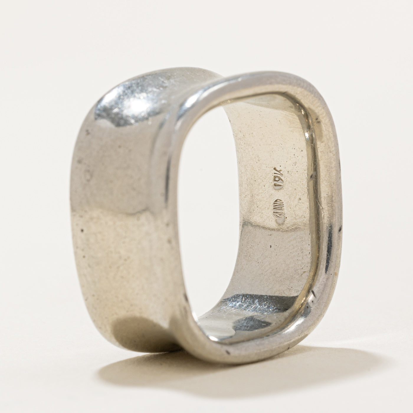 19k White Gold Soft Square Ring | SZ 9 |