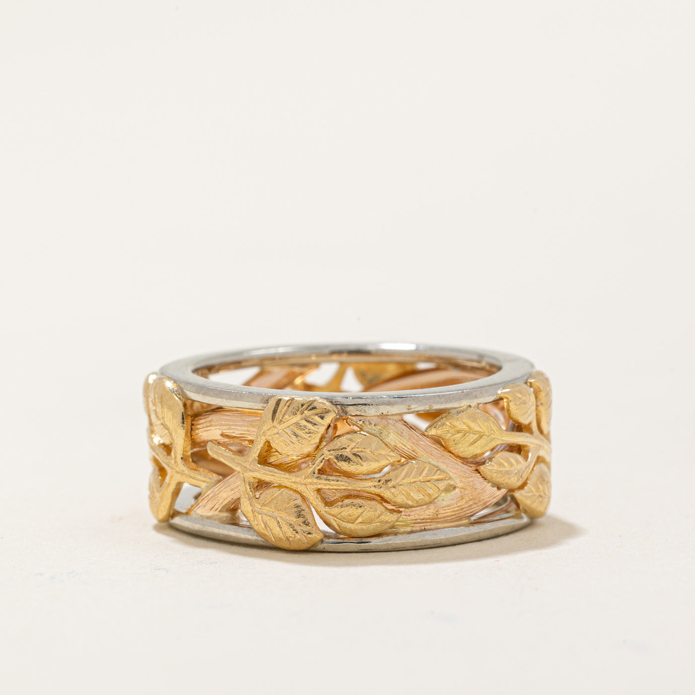 18k Tri Tone Gold Ring | SZ 3.75 |