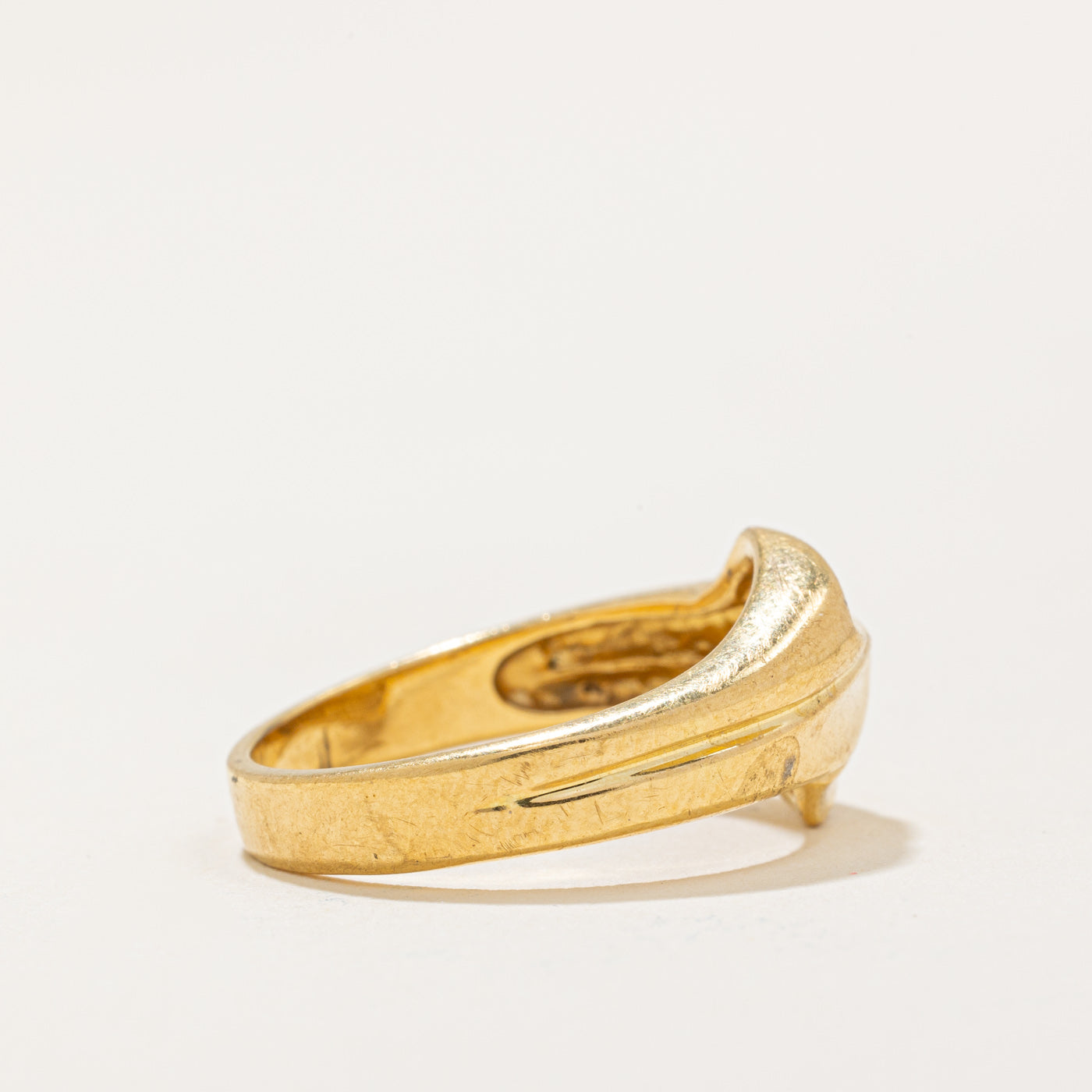 18k Yellow Gold Ring | SZ 5.75 |