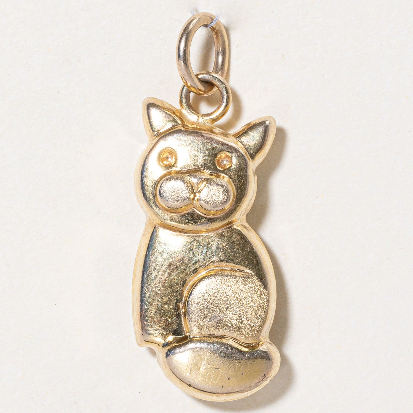 Breloque chat en or jaune 14 carats 