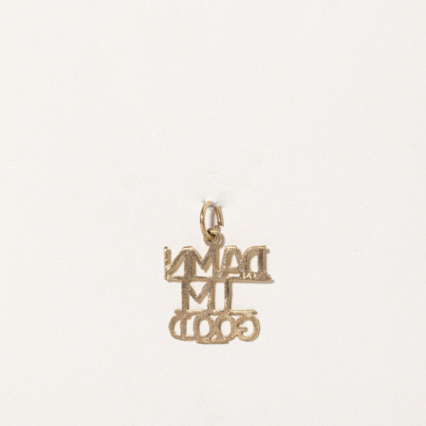 Breloque « Damn I'm Good » en or jaune 14 carats 