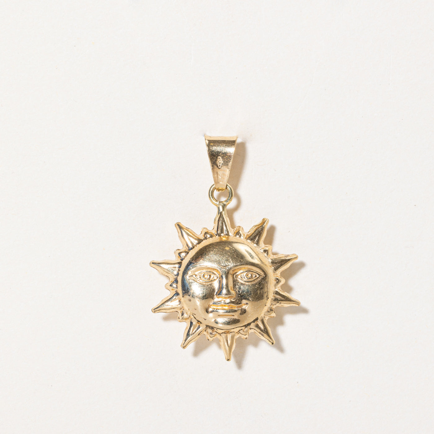 18k Yellow Gold Sun Pendant