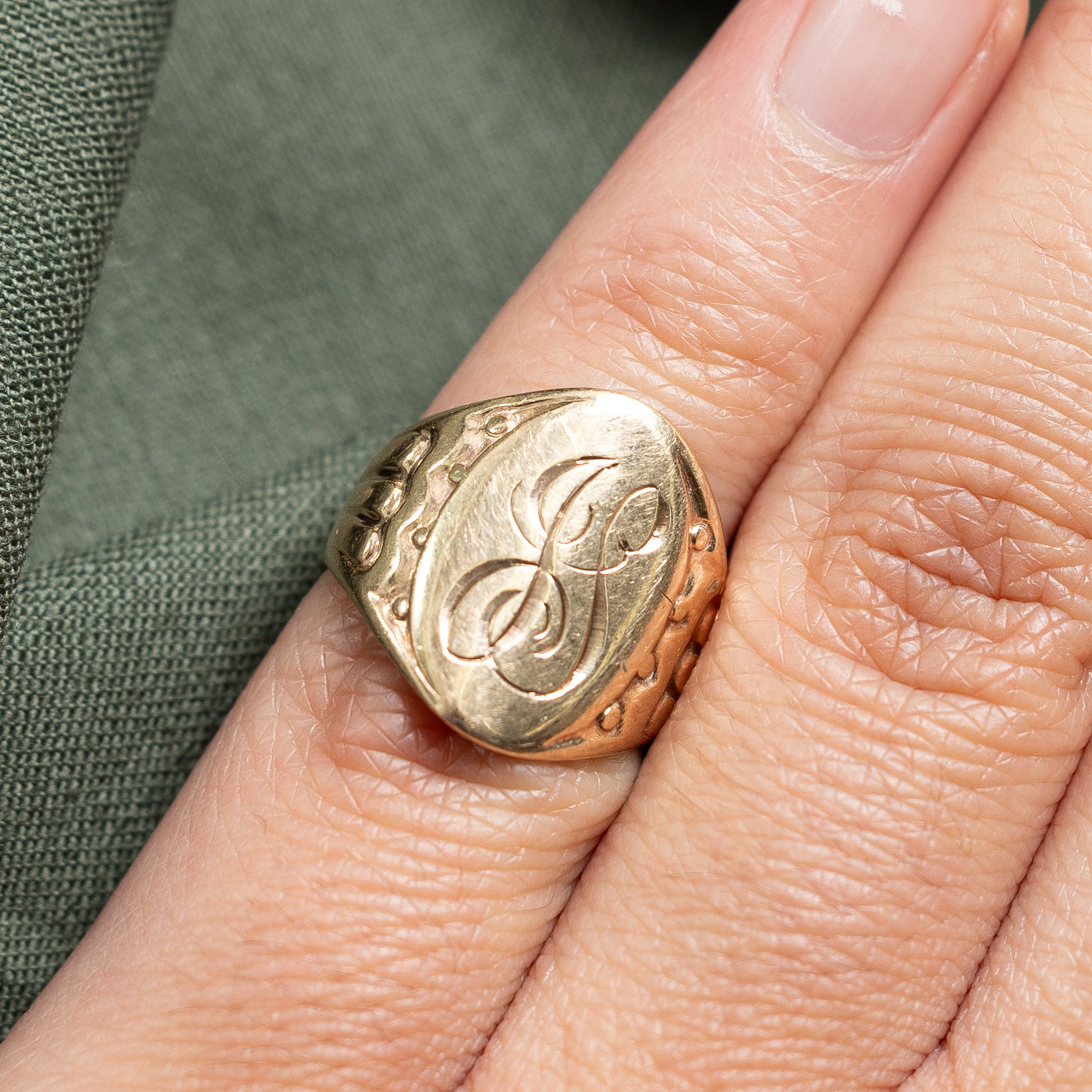 Vintage 10K Yellow Gold "JS" Initial Signet Ring | SZ 3.25