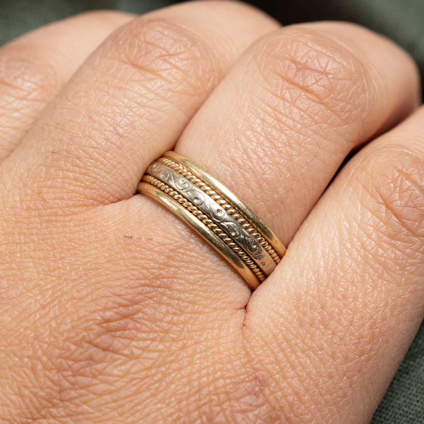 Vintage 14K Two Tone Gold Textured Band | 6.9mm | SZ 8.75