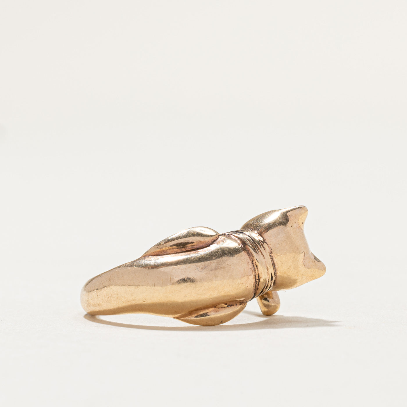 Bague vintage en or jaune 10 carats, motif chat conique | Taille 5