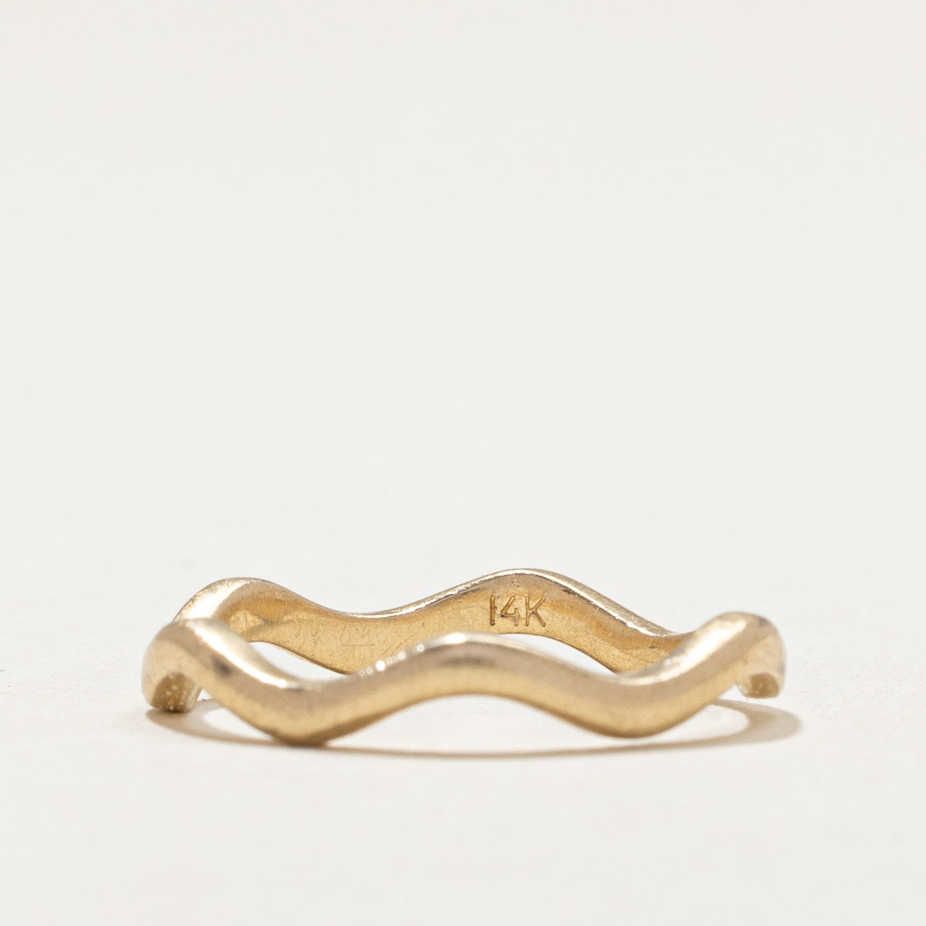14K Yellow Gold Wavy Band | 1.8mm | SZ 4