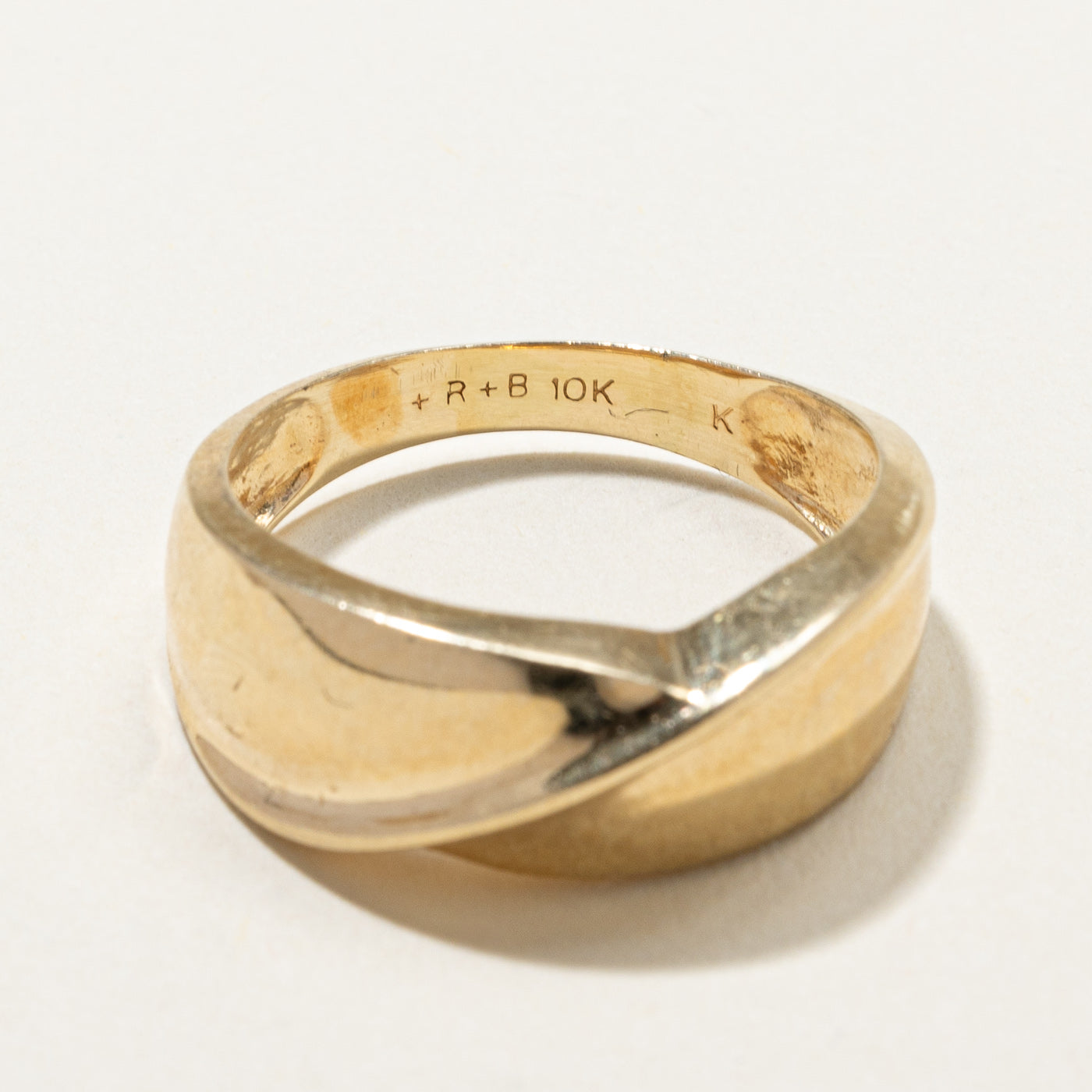 Bague torsadée vintage en or jaune 10 carats | Taille 8,75