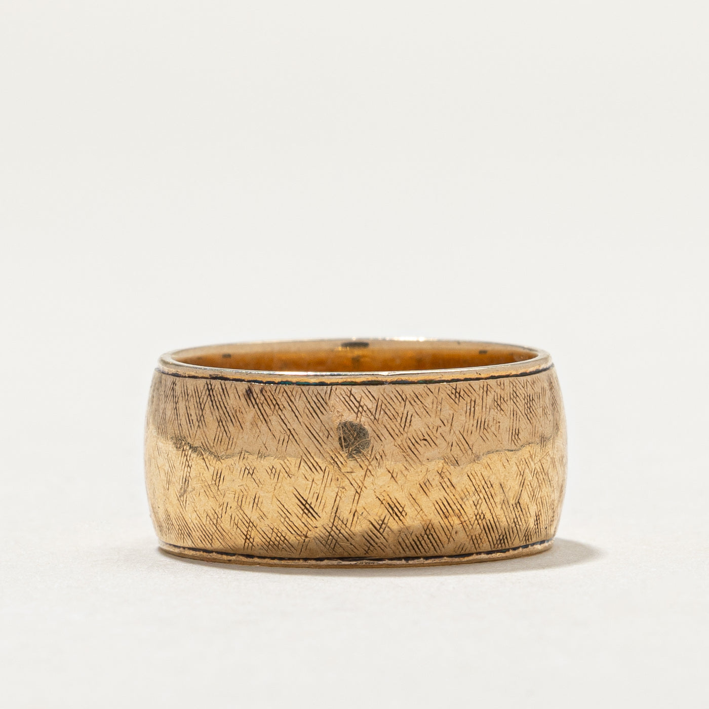 Vintage 14K Yellow Gold Textured Cigar Band | 8.6mm | SZ 5.25