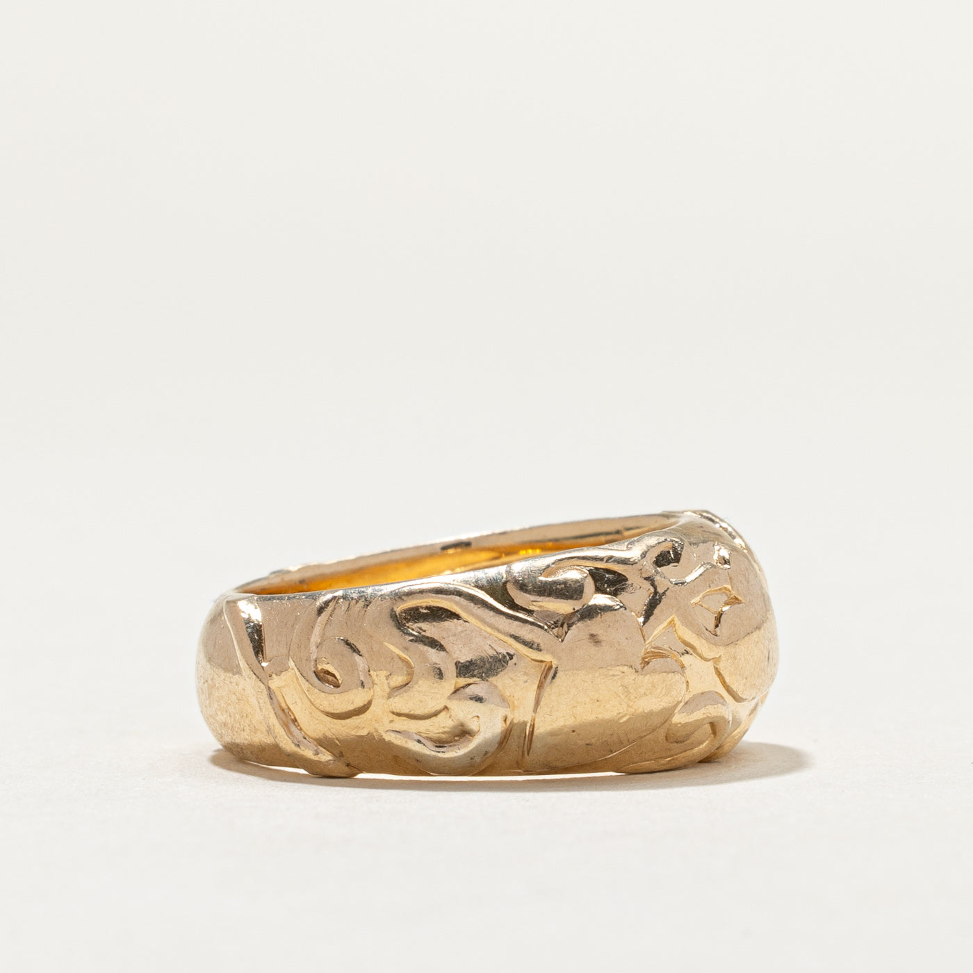 Vintage 14K Yellow Gold Leaf Embossed Band | 9.5mm | SZ 7.25