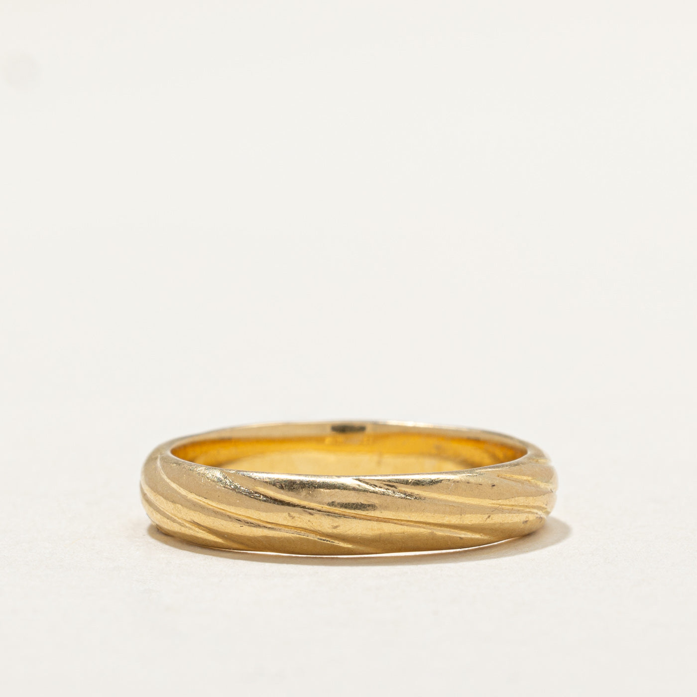 Alliance torsadée en or jaune 18 carats | 3,9 mm | Taille 7