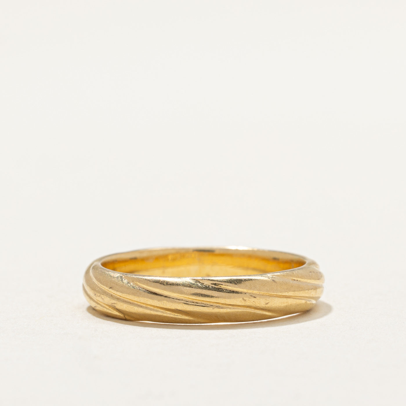 Alliance torsadée en or jaune 18 carats | 3,9 mm | Taille 7