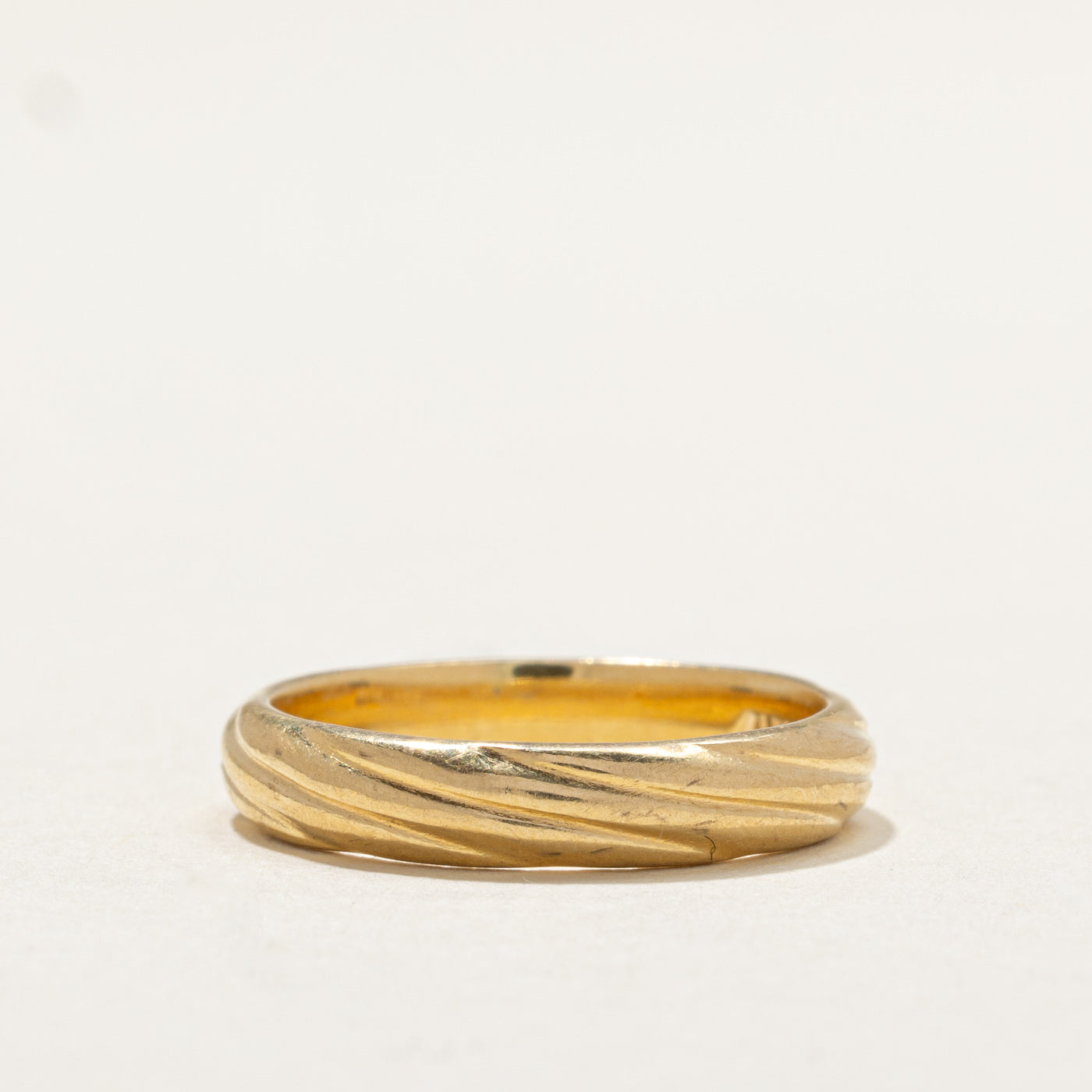 Alliance torsadée en or jaune 18 carats | 3,9 mm | Taille 7