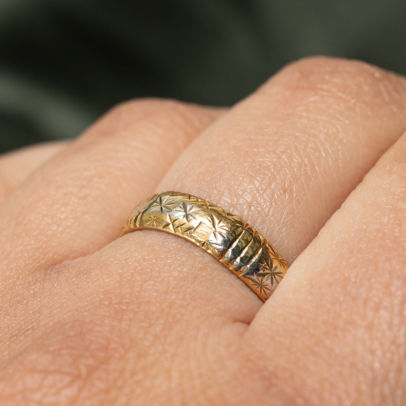 20K Yellow Gold Geometric Engraved Band | 4.6mm | SZ 8