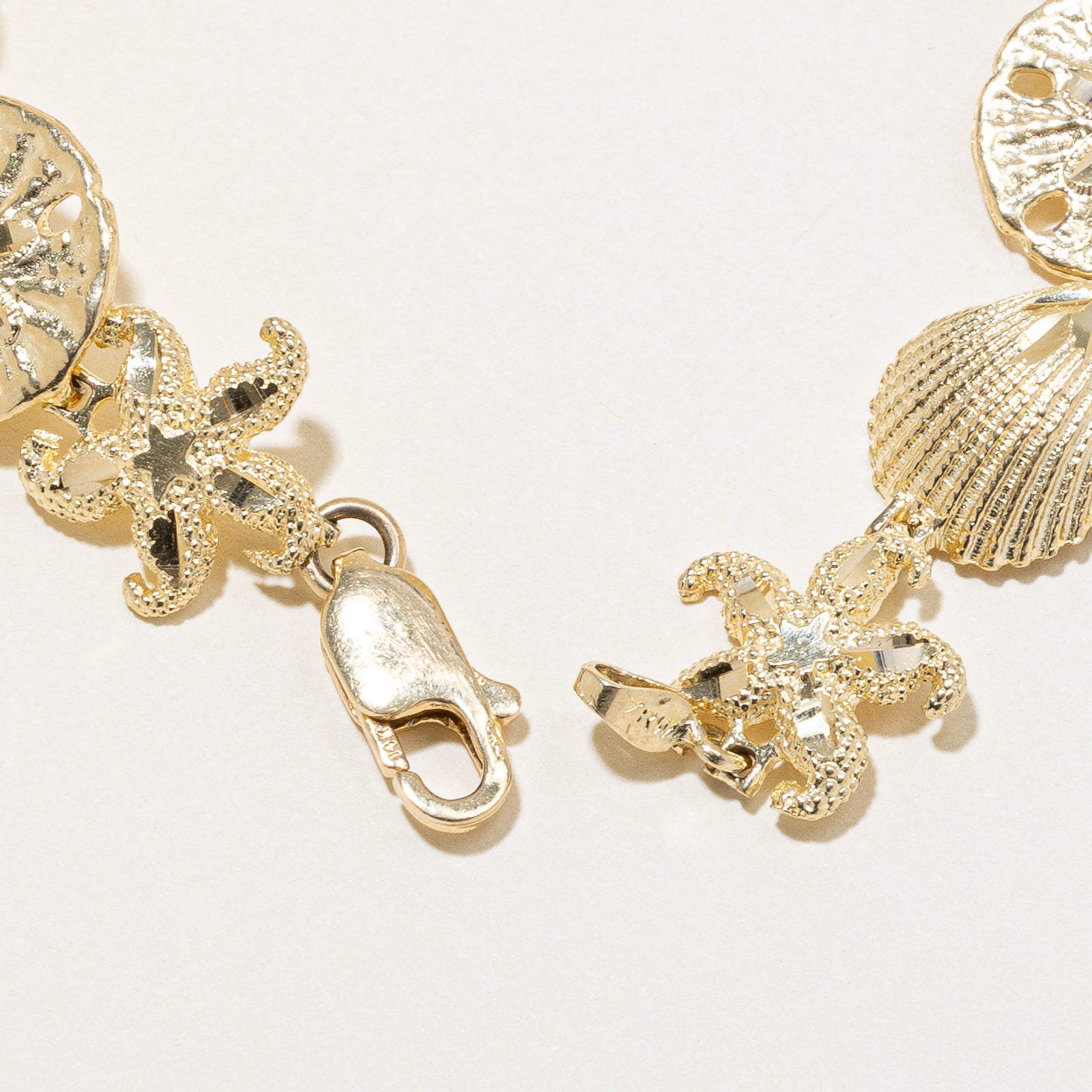 14K Yellow Gold Under the Sea Bracelet | 14.65mm | 7.5"