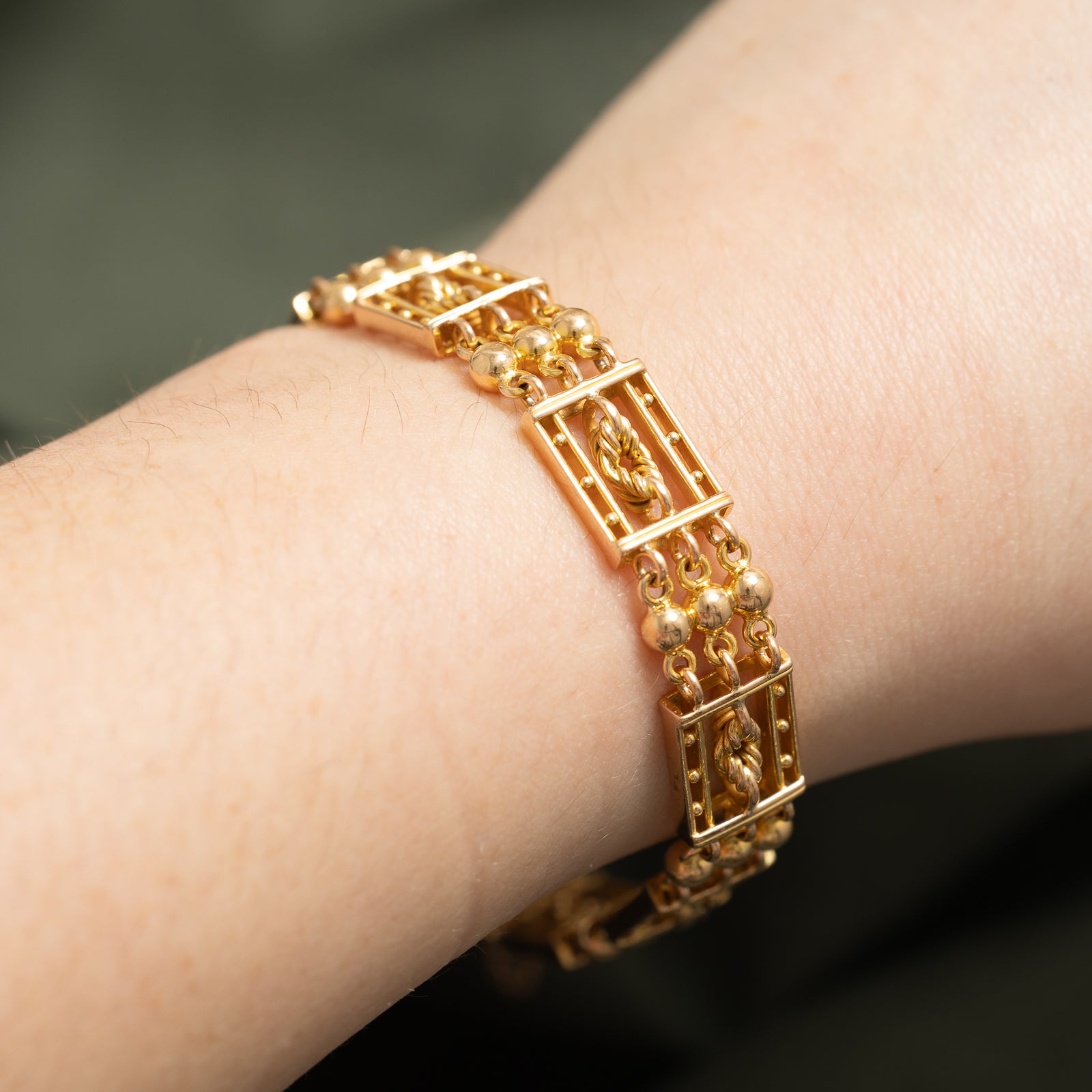 15K Yellow Ornate Chain Bracelet | 10.10mm | 7"