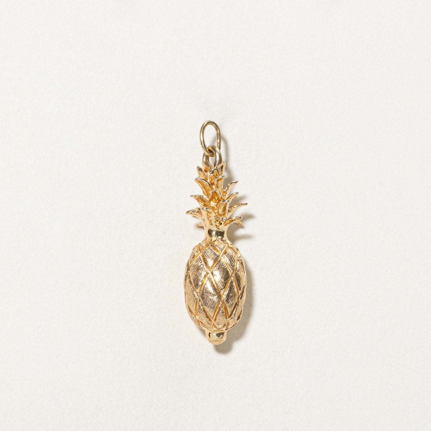 18K Yellow Gold Pineapple Charm