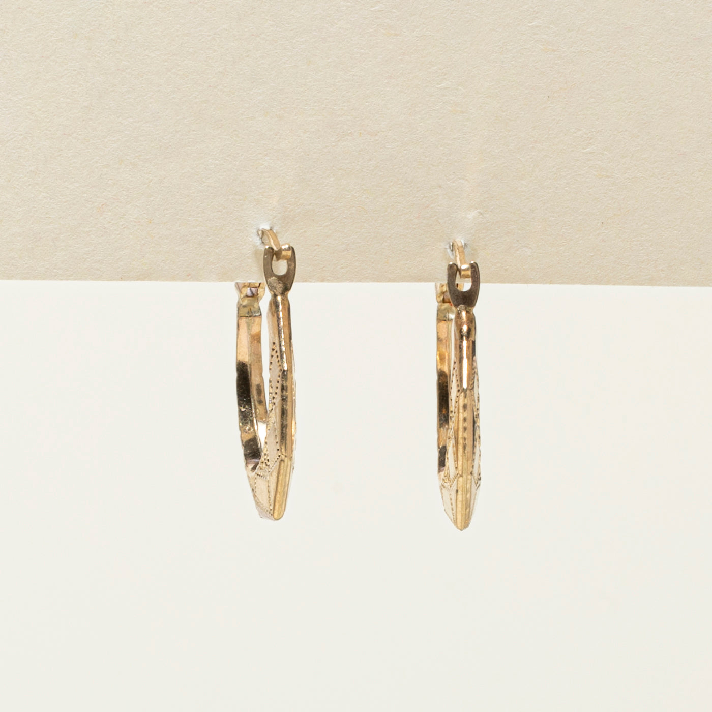 10k Yellow Gold Side Textured Hoop Earrings