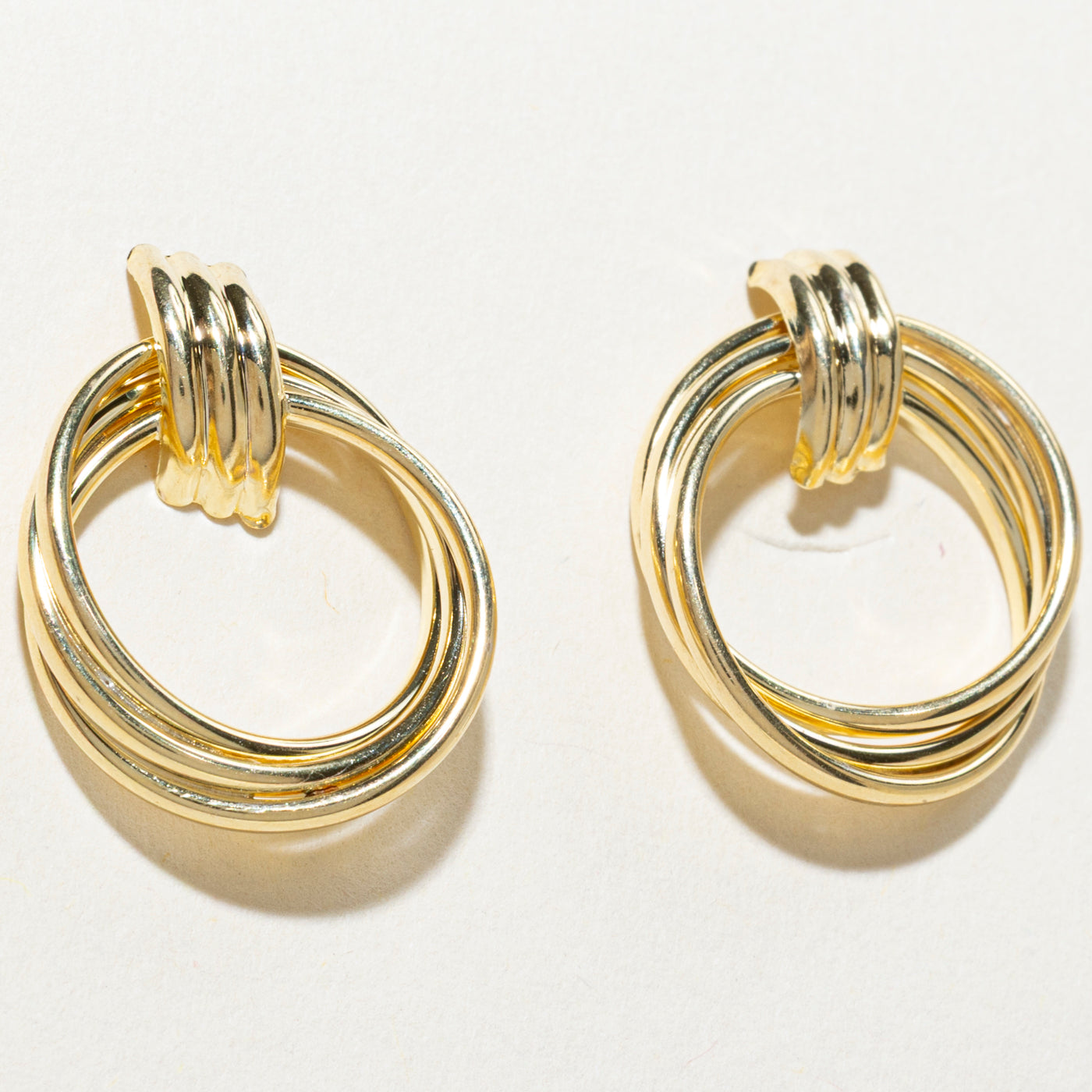 14k Yellow Gold Grooved Circle Stud Earrings