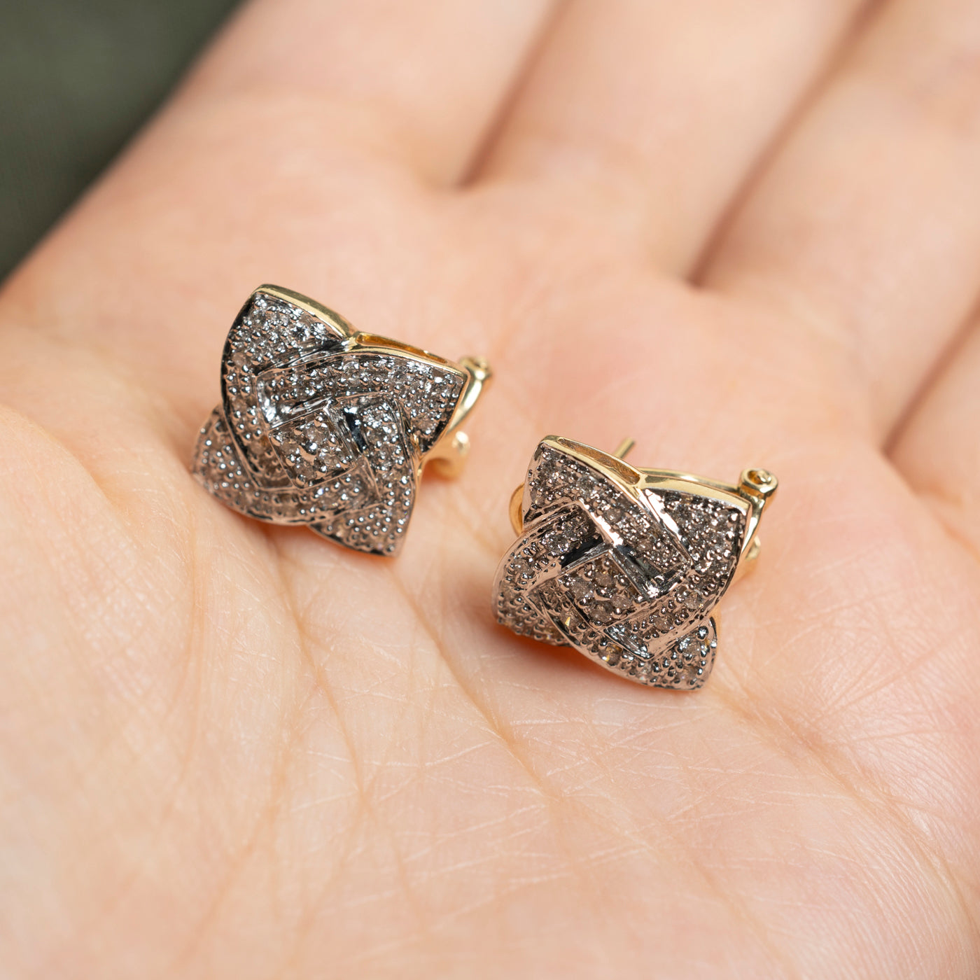 Boucles d'oreilles puces serties de diamants | 0,44 ct