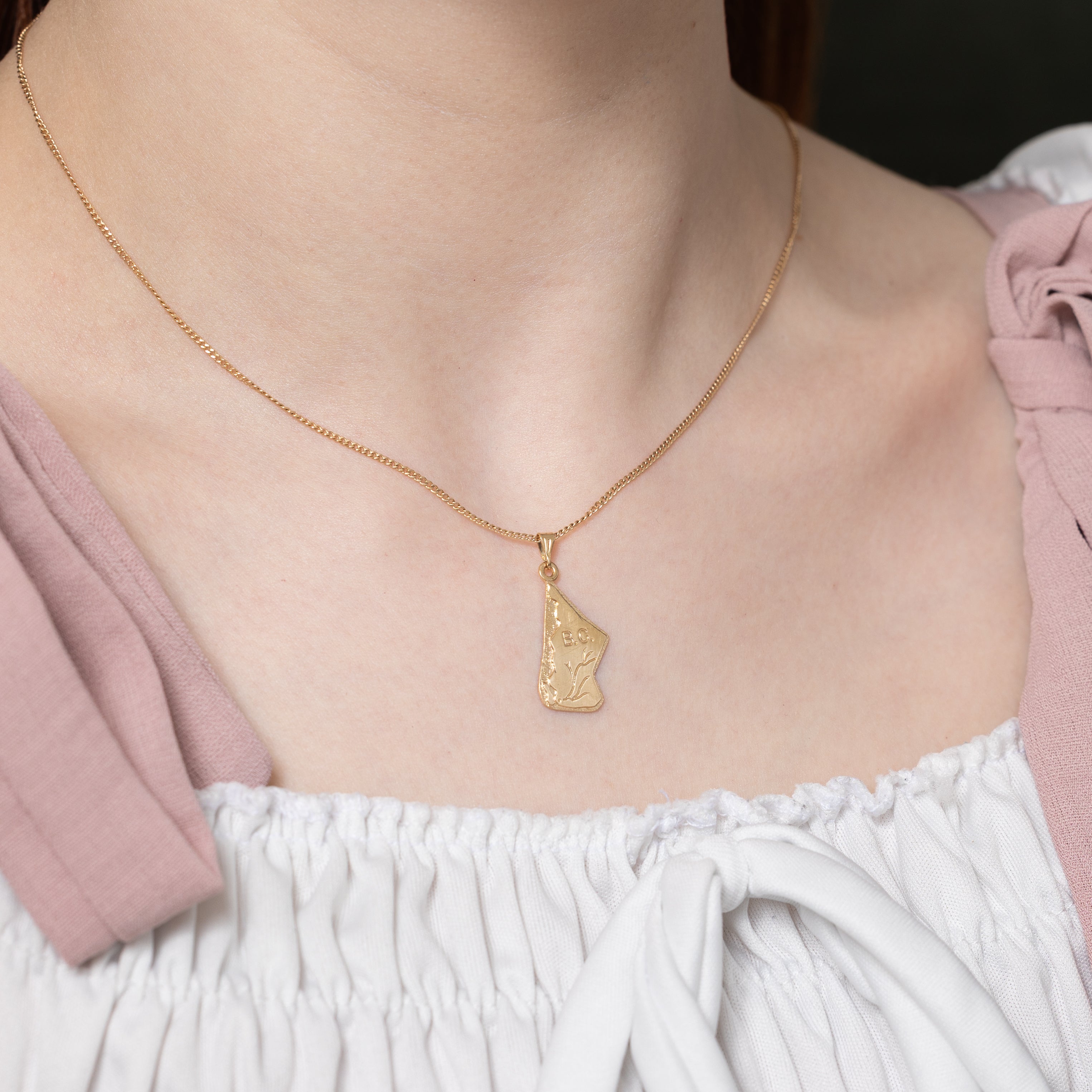 10k Yellow Gold British Columbia Charm