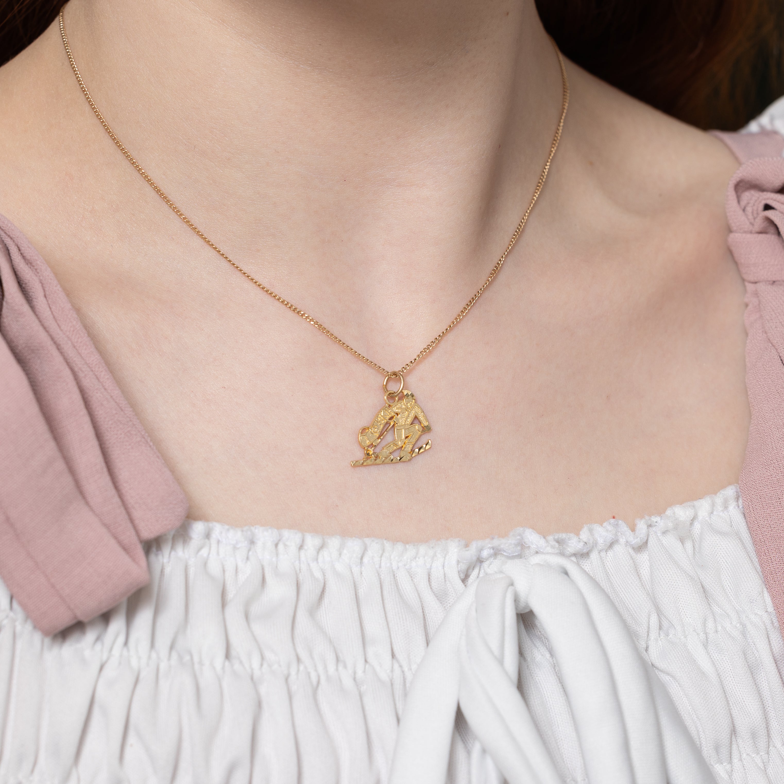 10k Yellow Gold "I Heart Ski" Charm